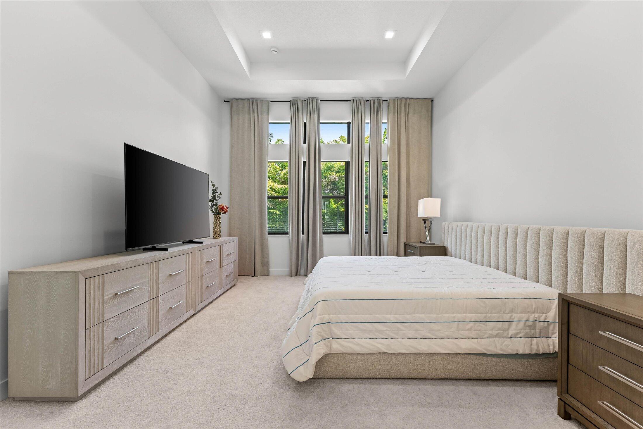 JOHNS WEST PUD/LOTUS EDGE - Residential Lease