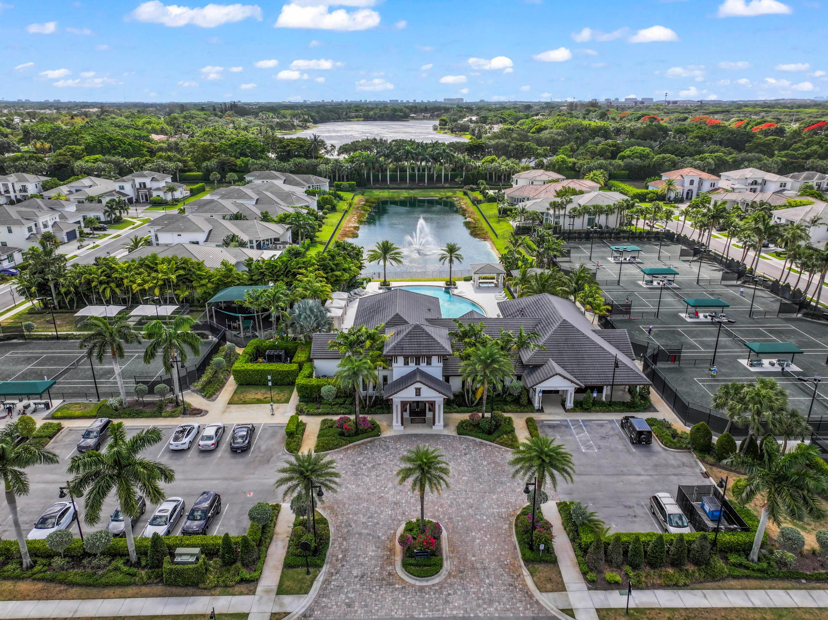 ROYAL PALM POLO PLAT - Residential