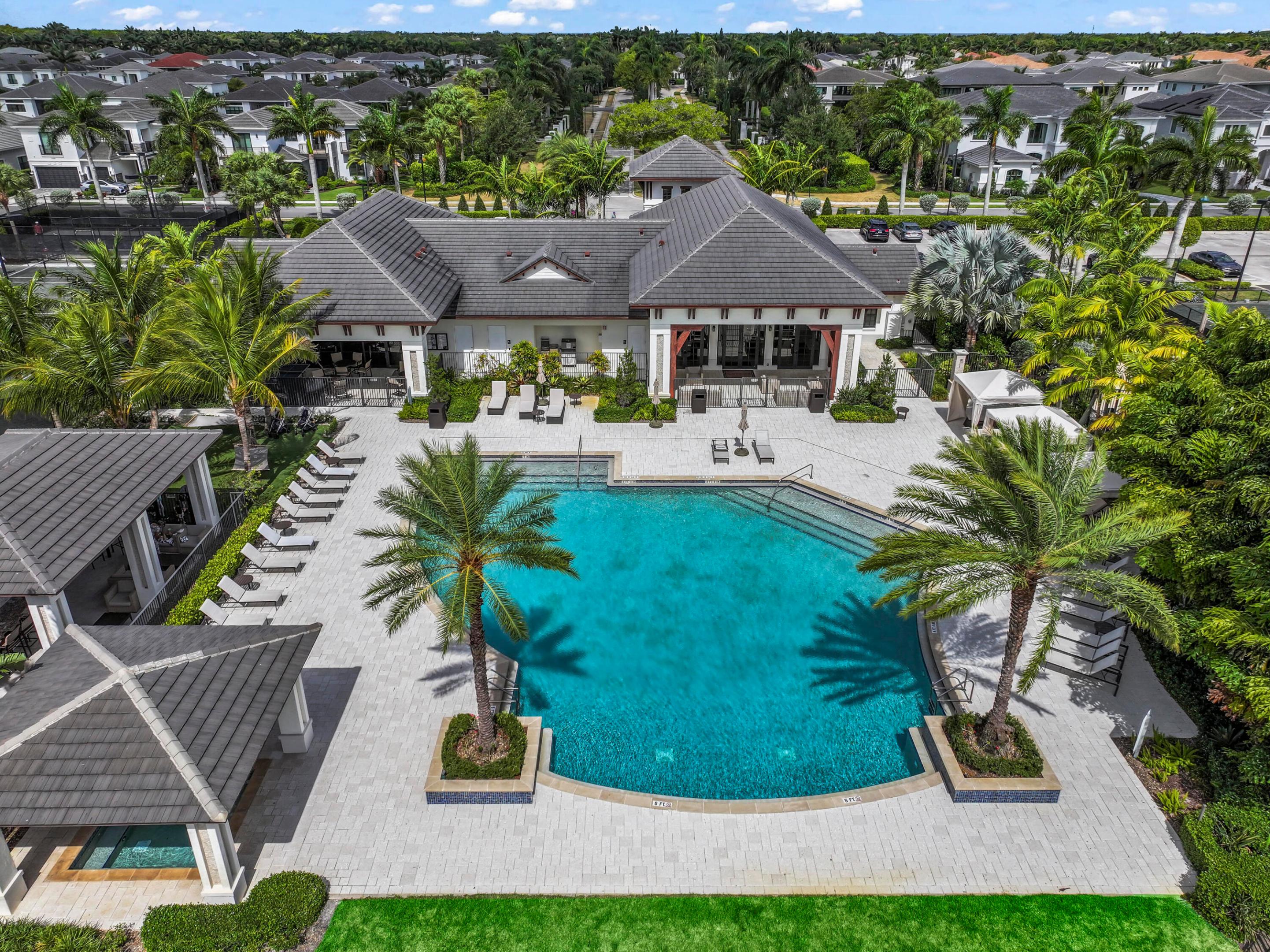 ROYAL PALM POLO PLAT - Residential