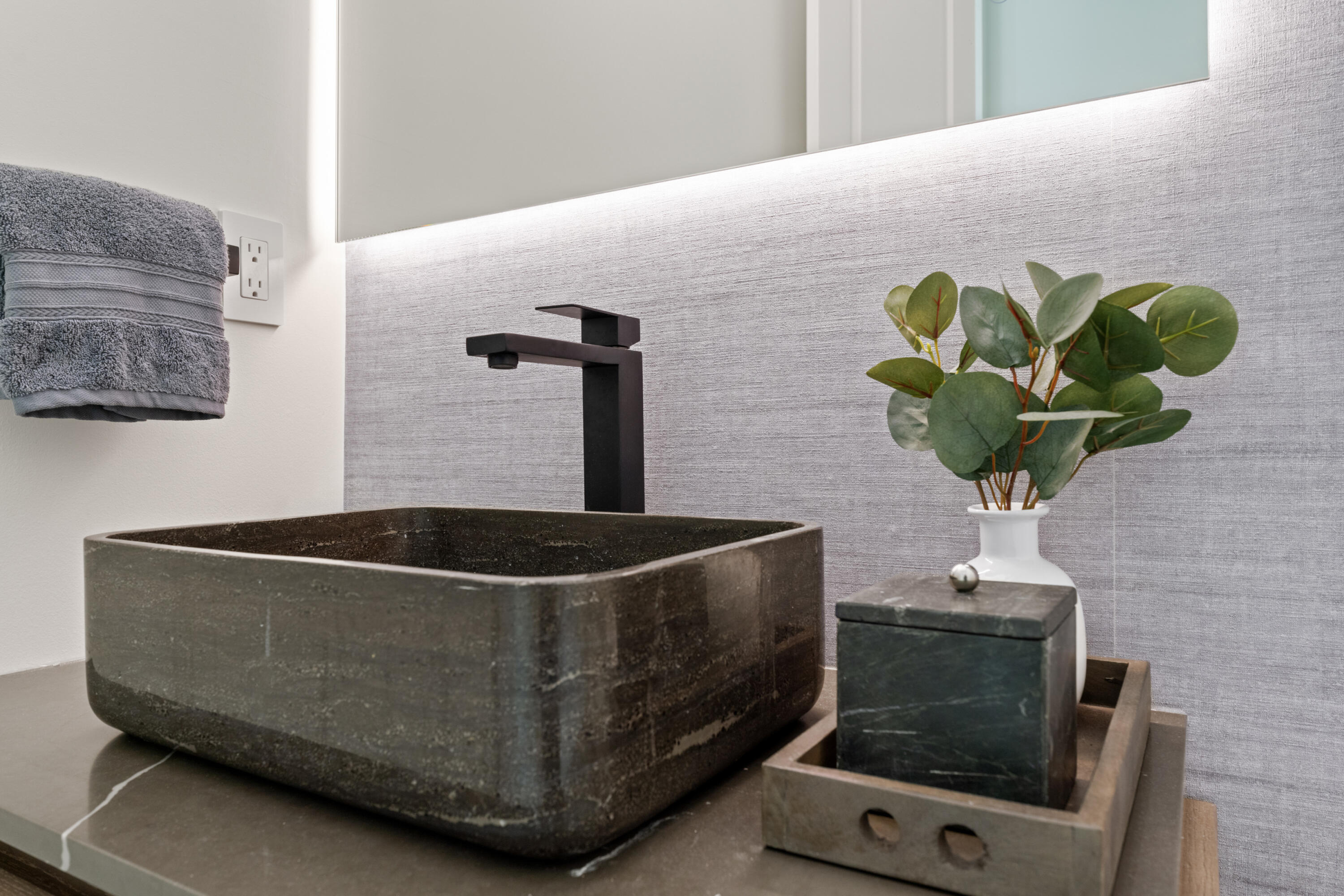 ROYAL PALM POLO PLAT - Residential