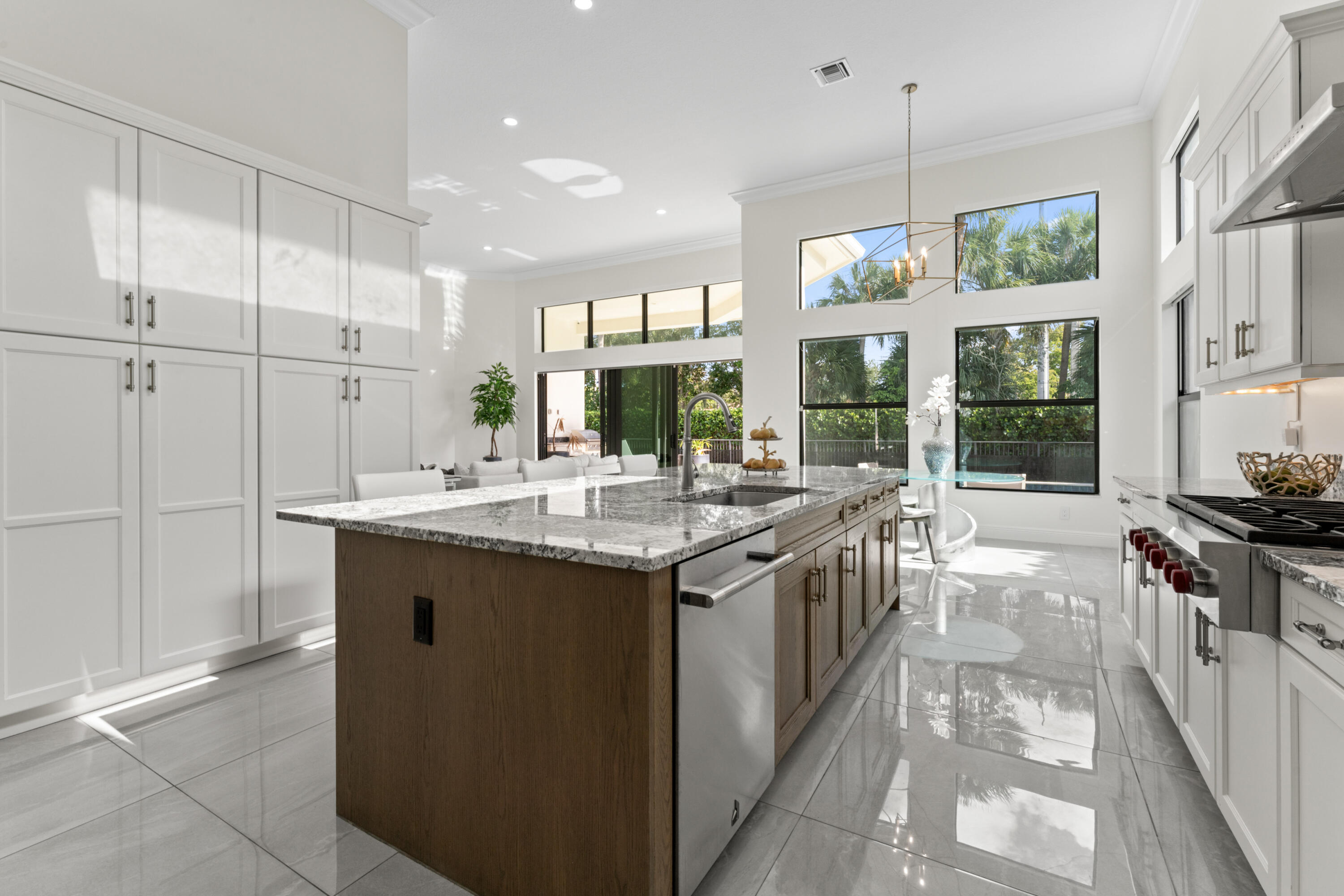 ROYAL PALM POLO PLAT - Residential