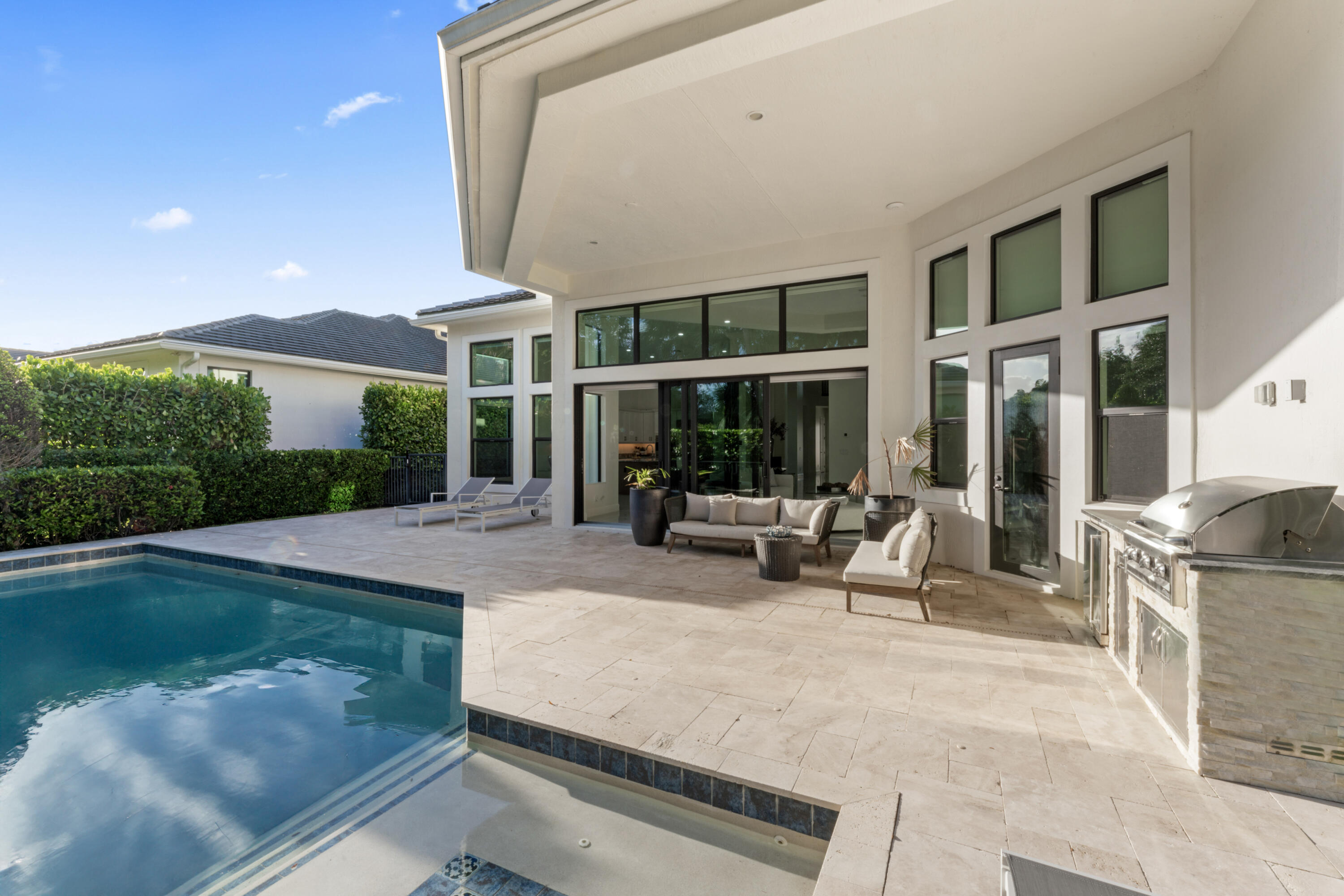 ROYAL PALM POLO PLAT - Residential