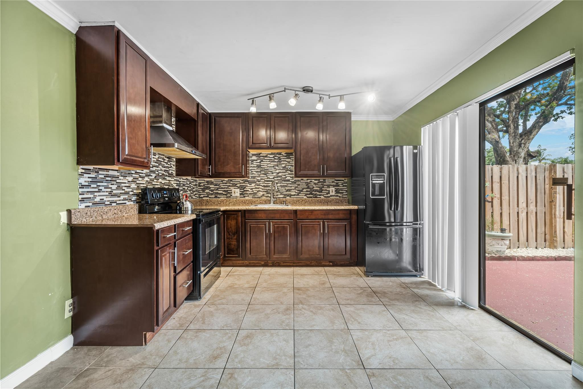 Lakewood Palm Spgs - Residential Lease