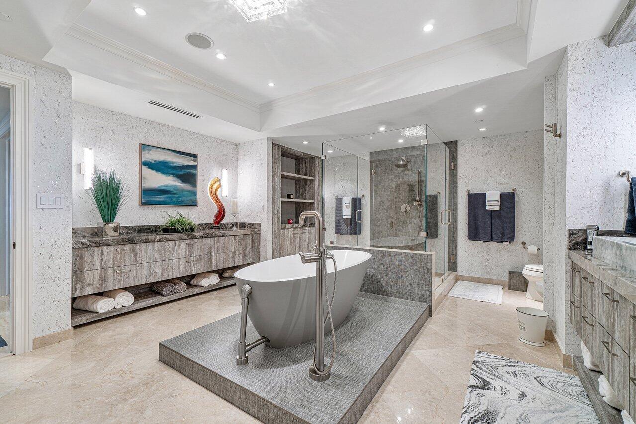 200 EAST PALMETTO PARK CONDO - Residential