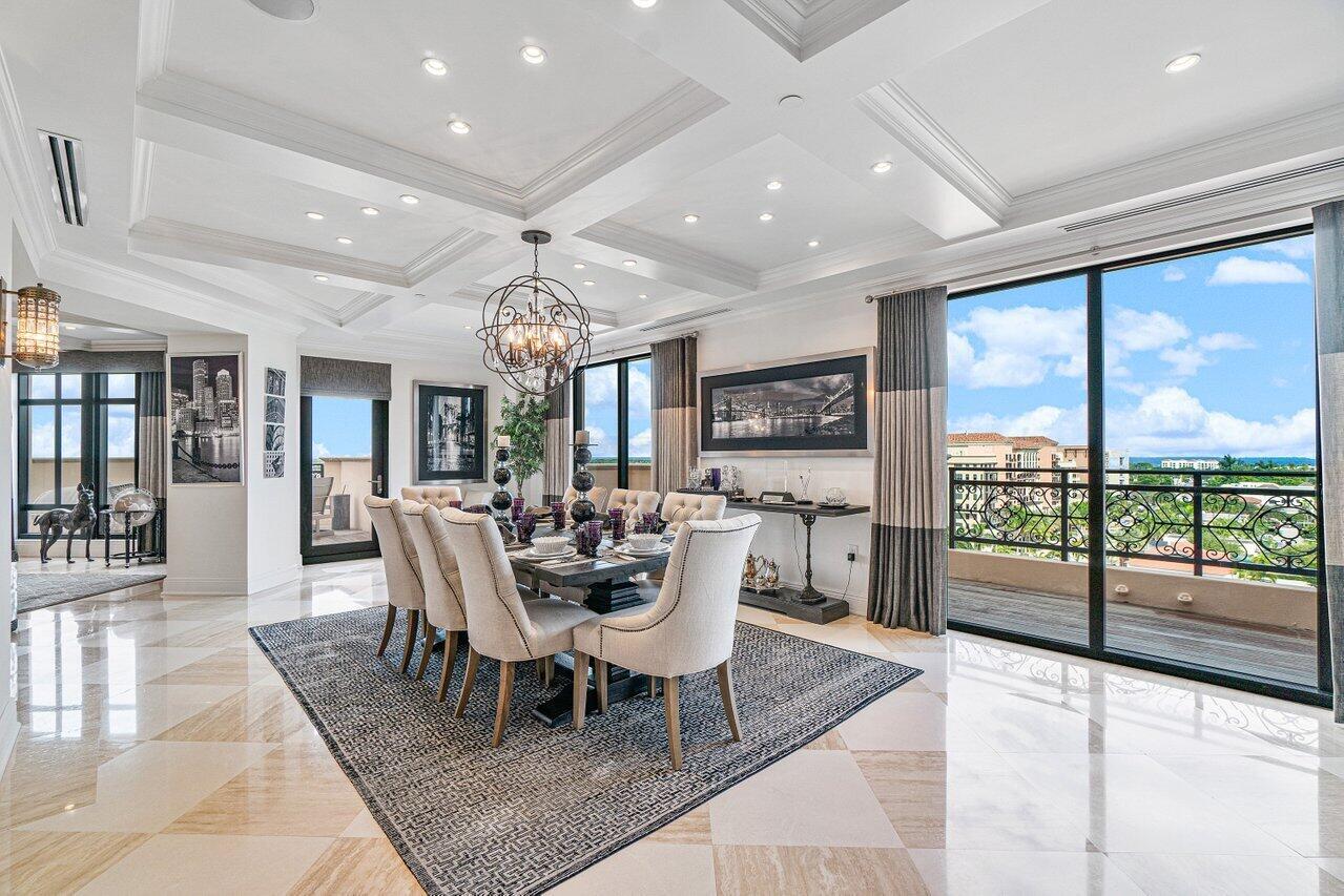 200 EAST PALMETTO PARK CO - Residential