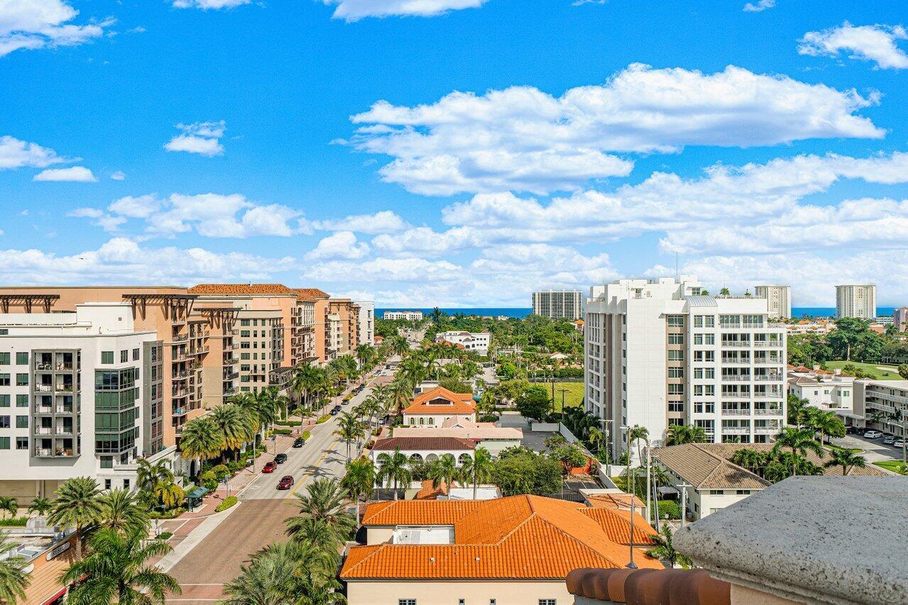 200 EAST PALMETTO PARK CO - Residential