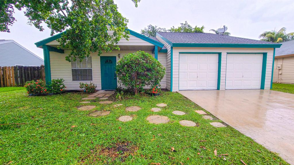 Photo of 7699 Blairwood Circle S, Lake Worth, FL 33467 (MLS # R11097214)