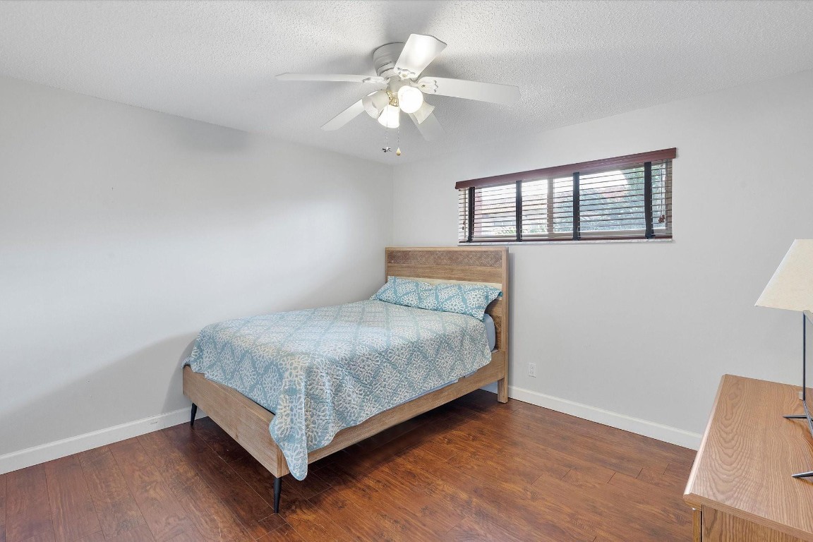 HOLLYBROOK GOLF AND TENNI - Residential