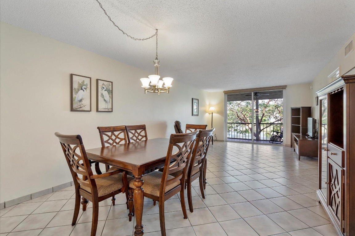 HOLLYBROOK GOLF AND TENNI - Residential