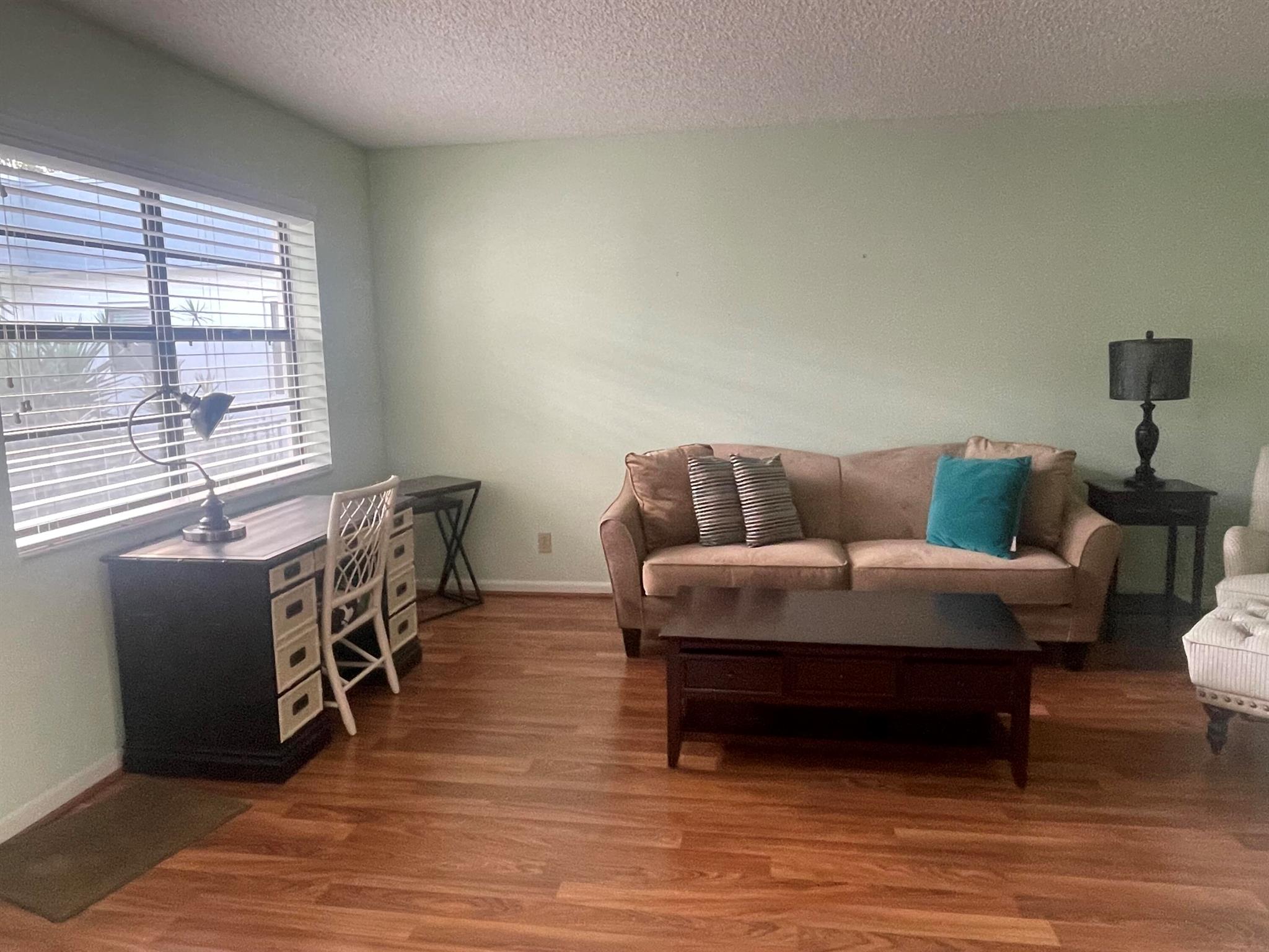 KINGS POINT PIEDMONT COND - Residential Lease