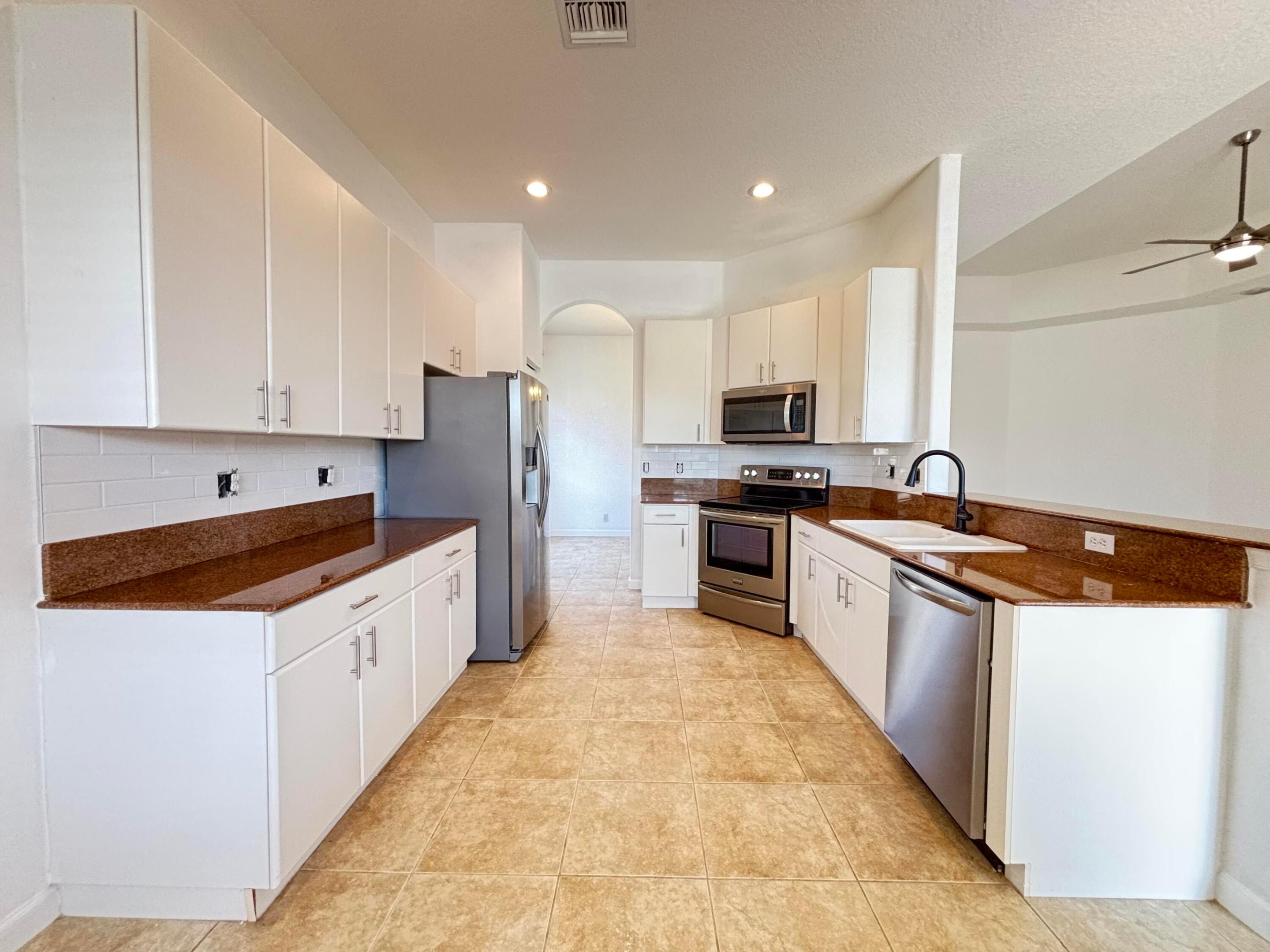 Summerfield Golf Club Ph Iv-B - Residential Lease