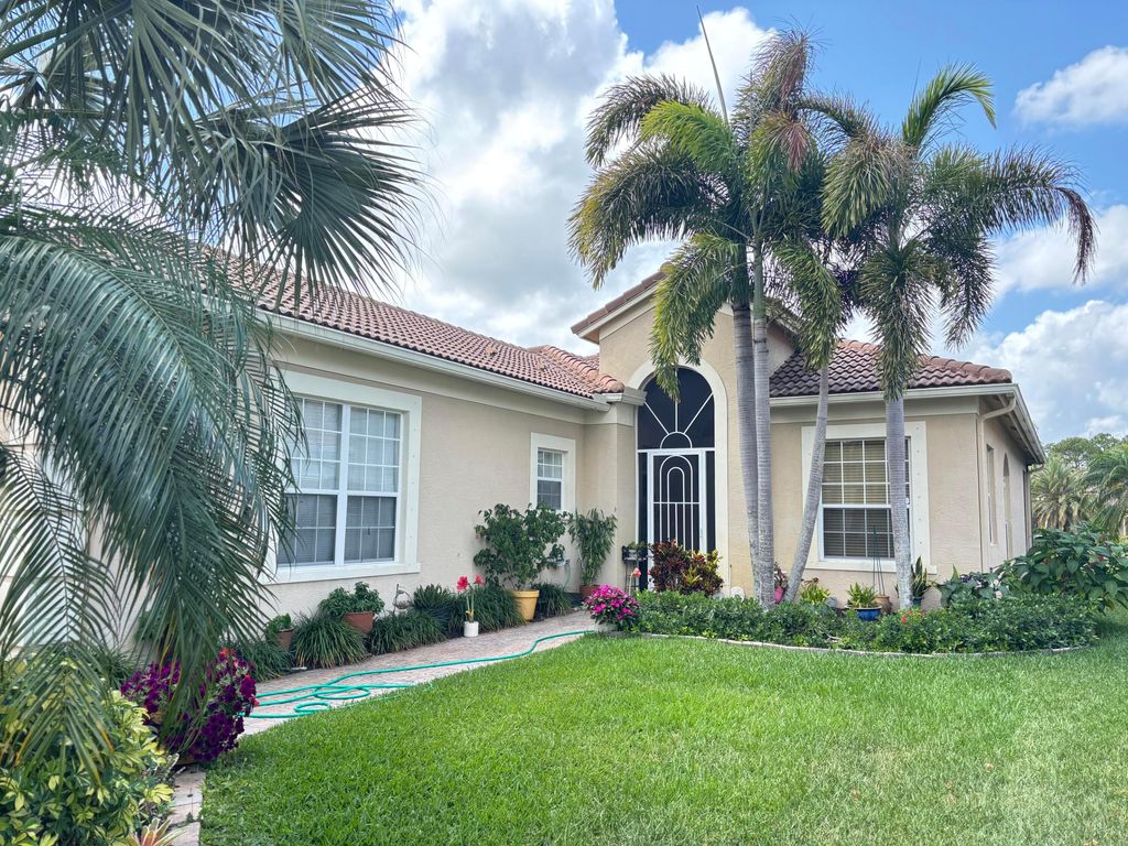 Photo of 6532 SE Broadmoor Lane, Stuart, FL 34997 (MLS # B26020980)