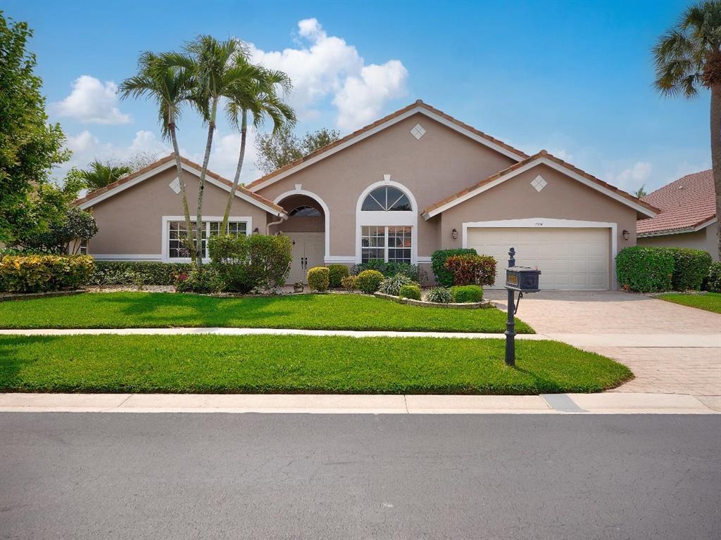 Photo of 7374 Potomac Falls Lane, Boynton Beach, FL 33437 (MLS # R10702025)
