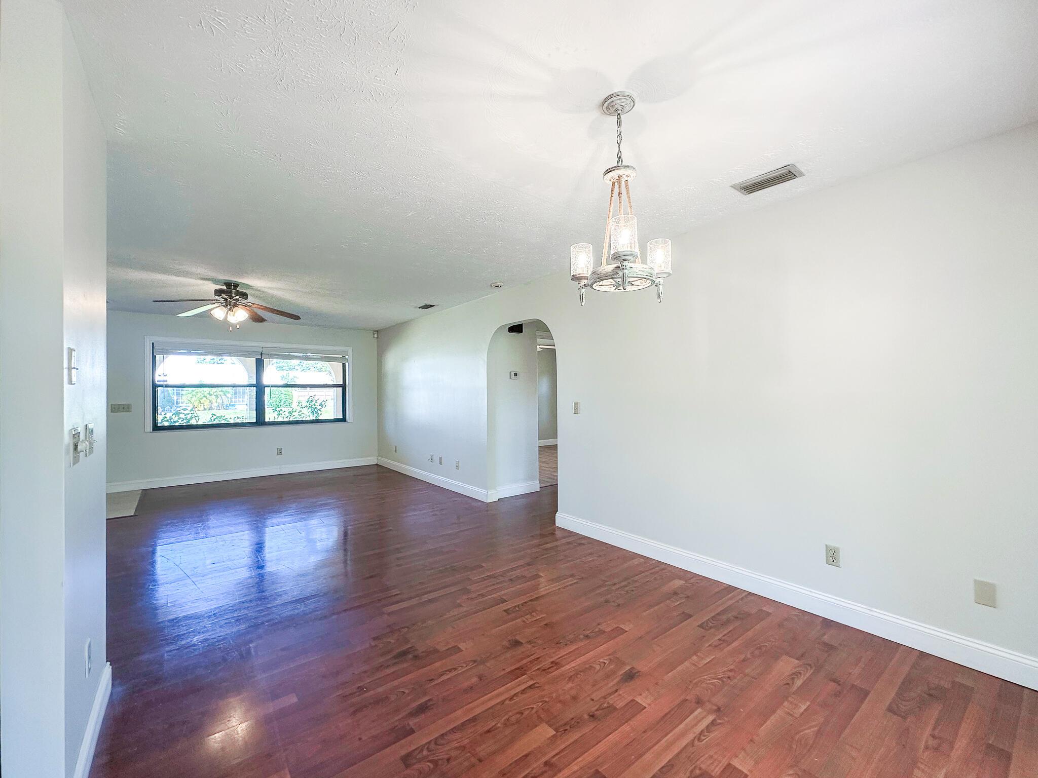 PORT ST LUCIE SECTION 40 - Residential