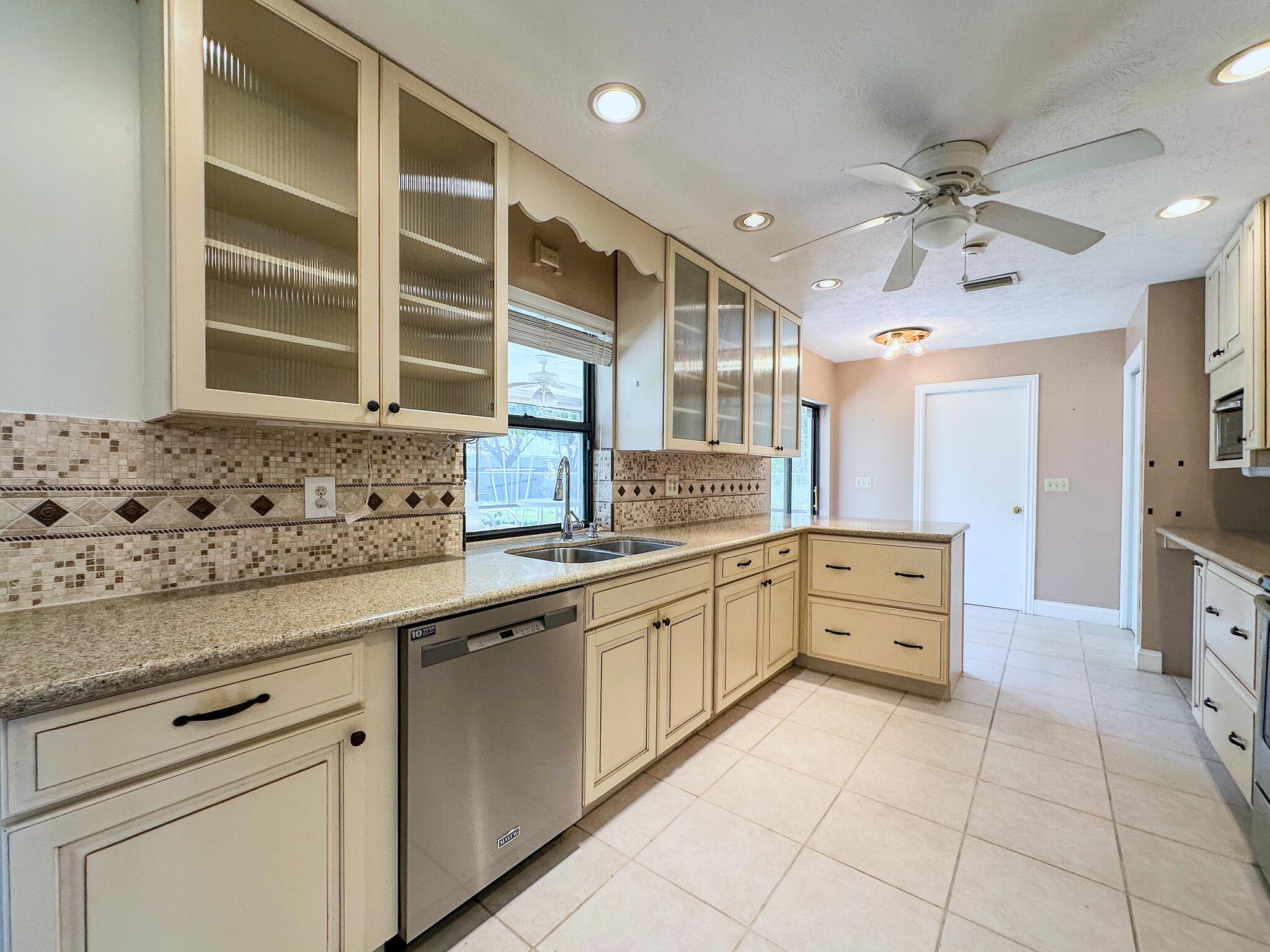 PORT ST LUCIE SECTION 40 - Residential