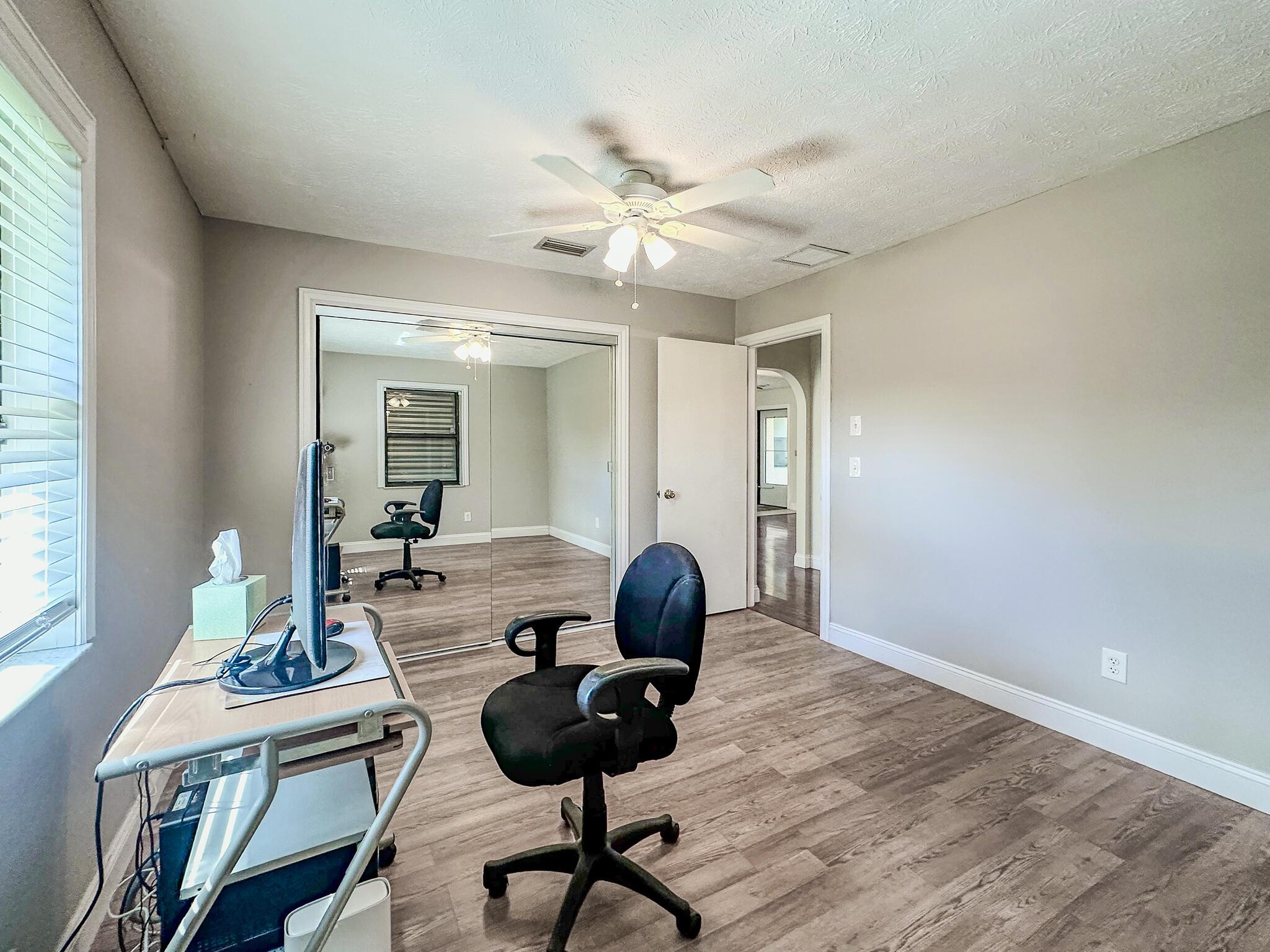 PORT ST LUCIE SECTION 40 - Residential