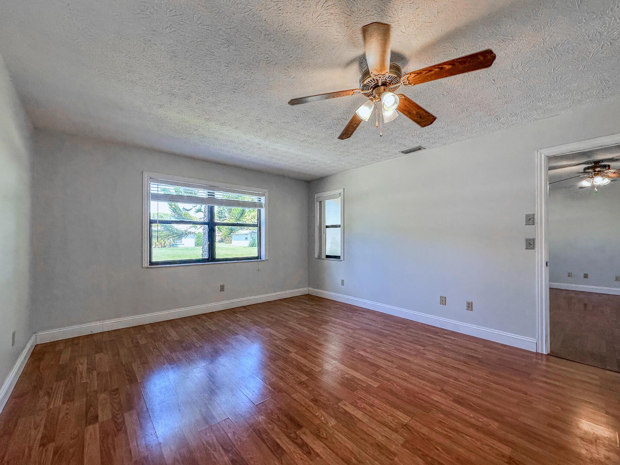 PORT ST LUCIE SECTION 40 - Residential