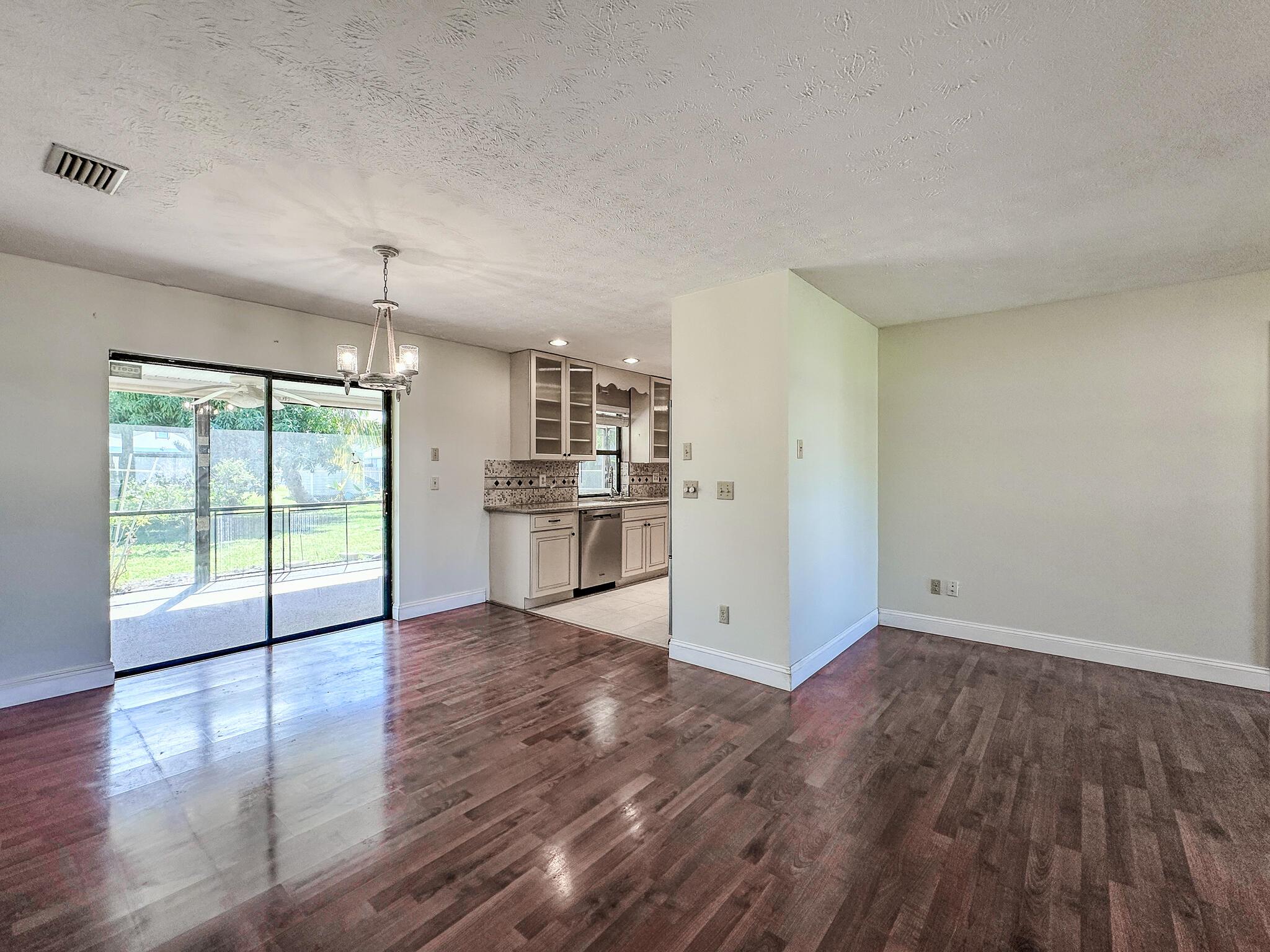 PORT ST LUCIE SECTION 40 - Residential