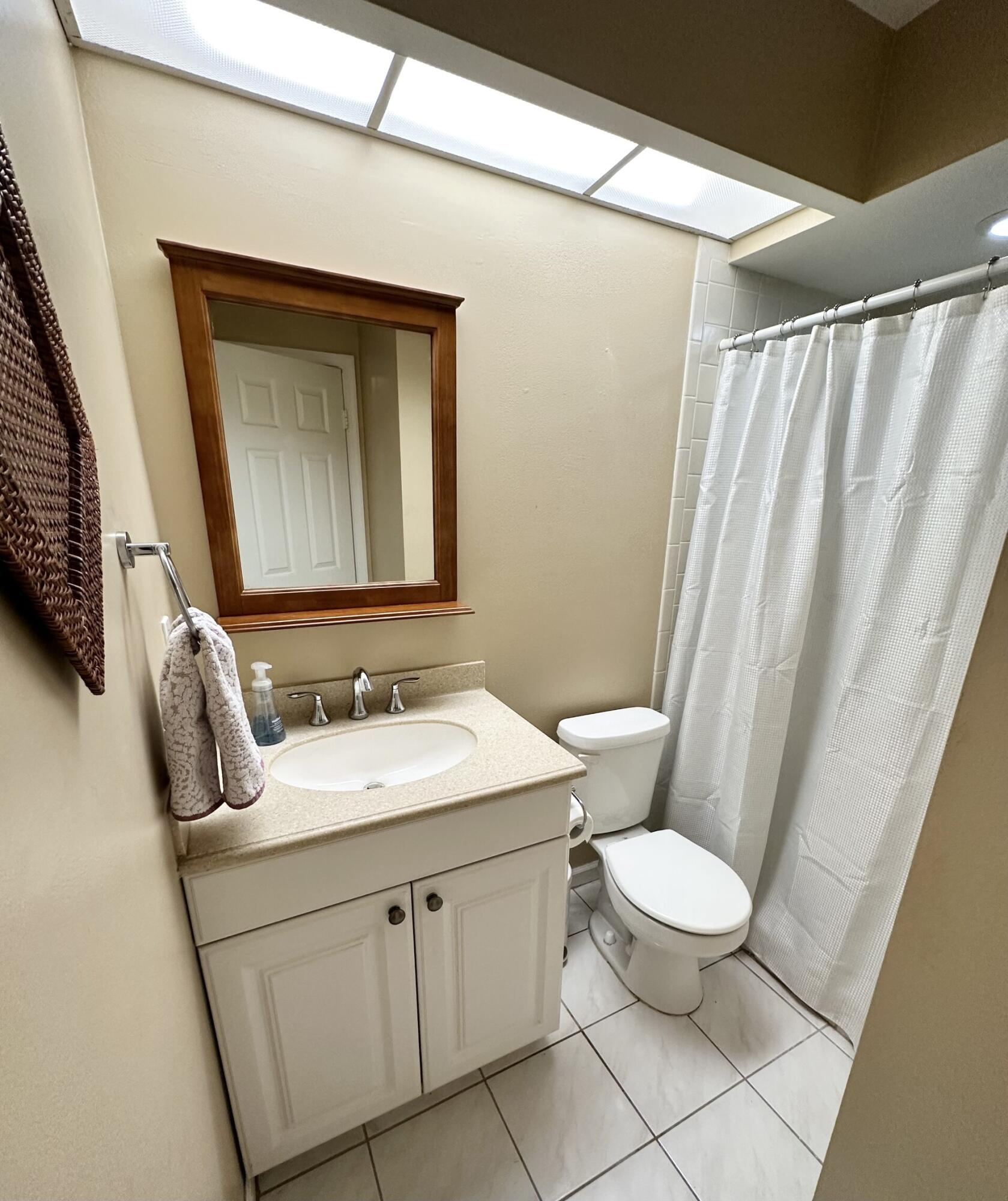 MEADOWBROOK AT PGA CONDO - Residential