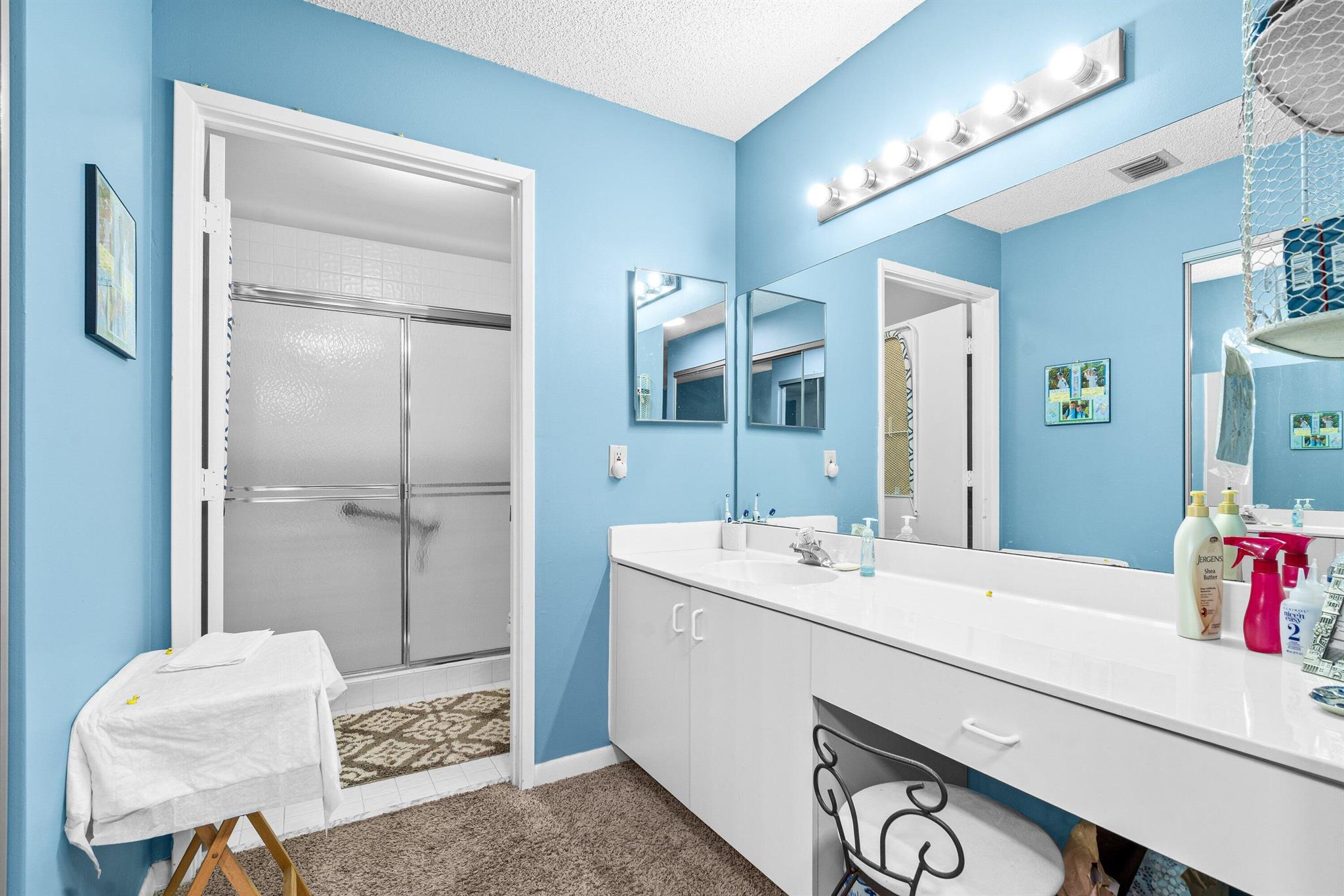 WHISPER WALK - Residential