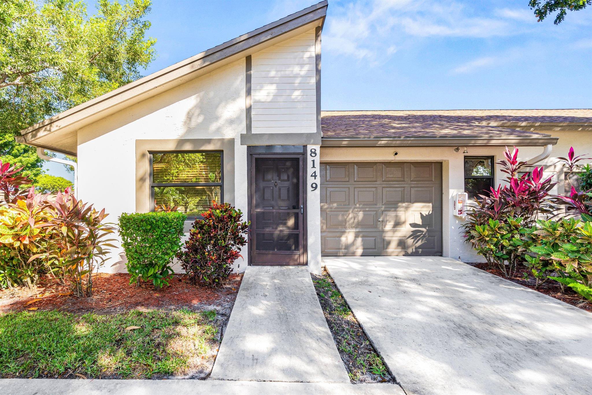 WHISPER WALK - Residential