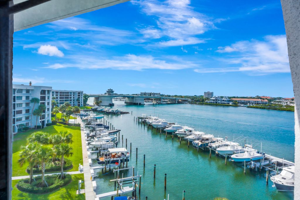 Photo of 1648 Jupiter Cove Drive #608b, Jupiter, FL 33469 (MLS # B26026777)
