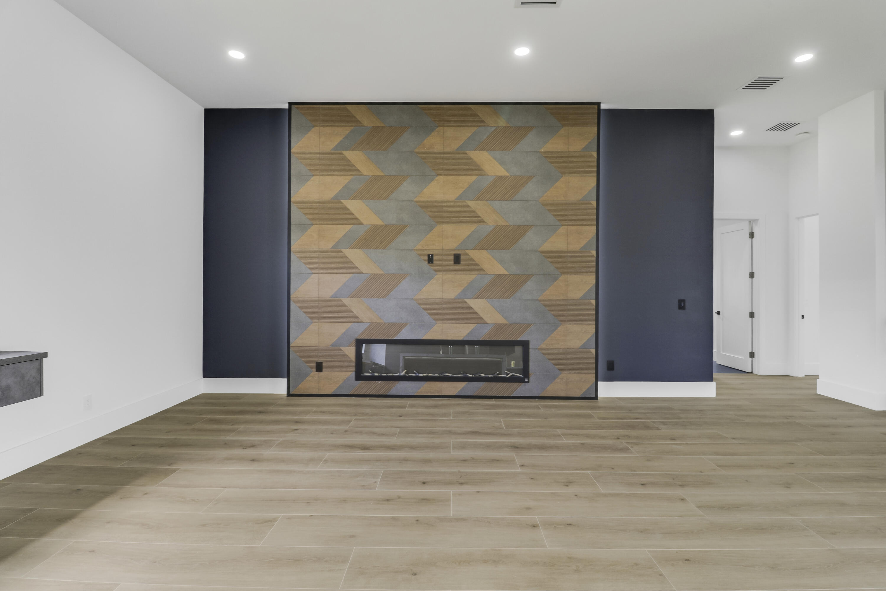 FIRST REPLAT OF RIVER POINT PUD - Residential
