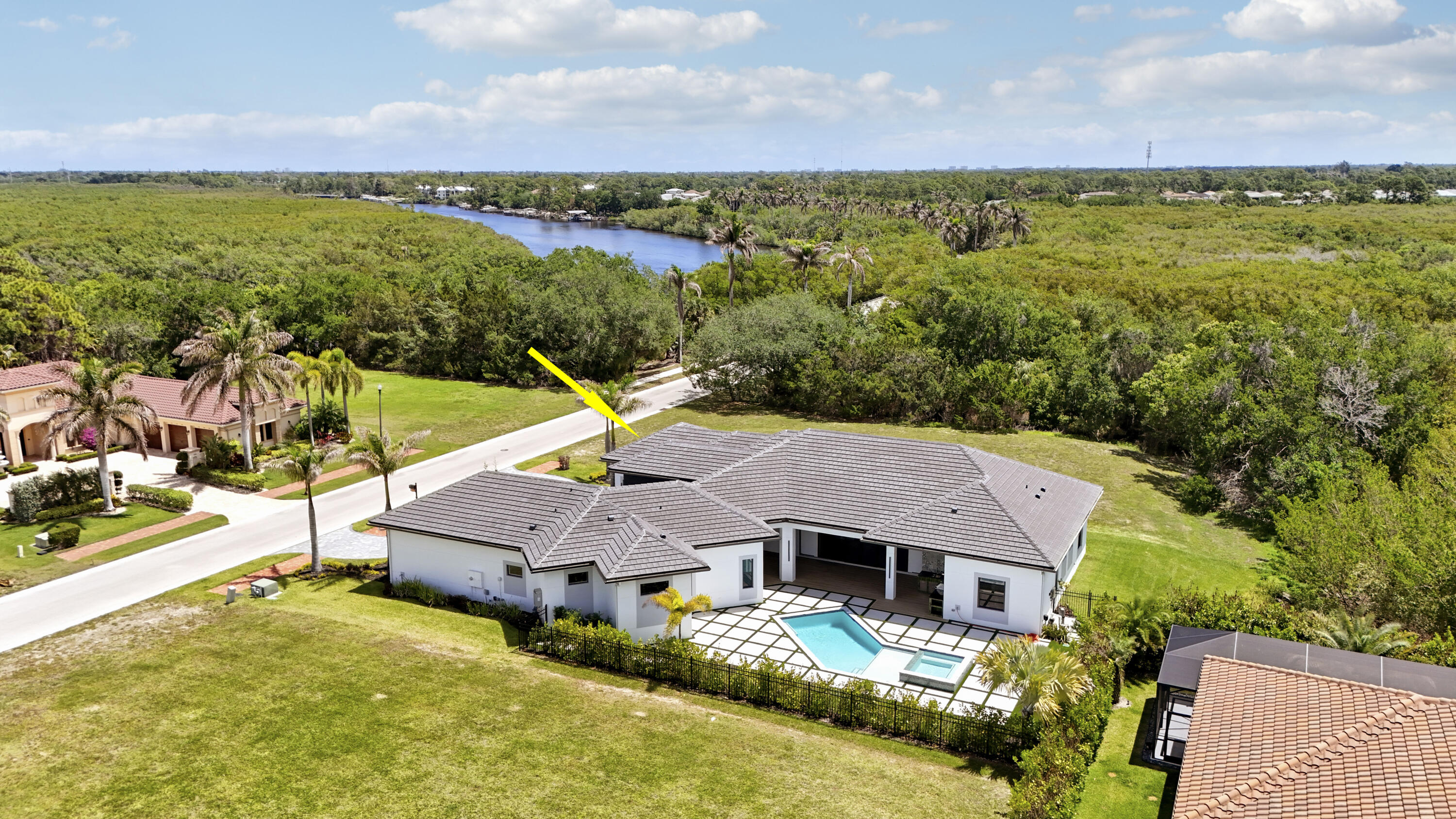 FIRST REPLAT OF RIVER POINT PUD - Residential