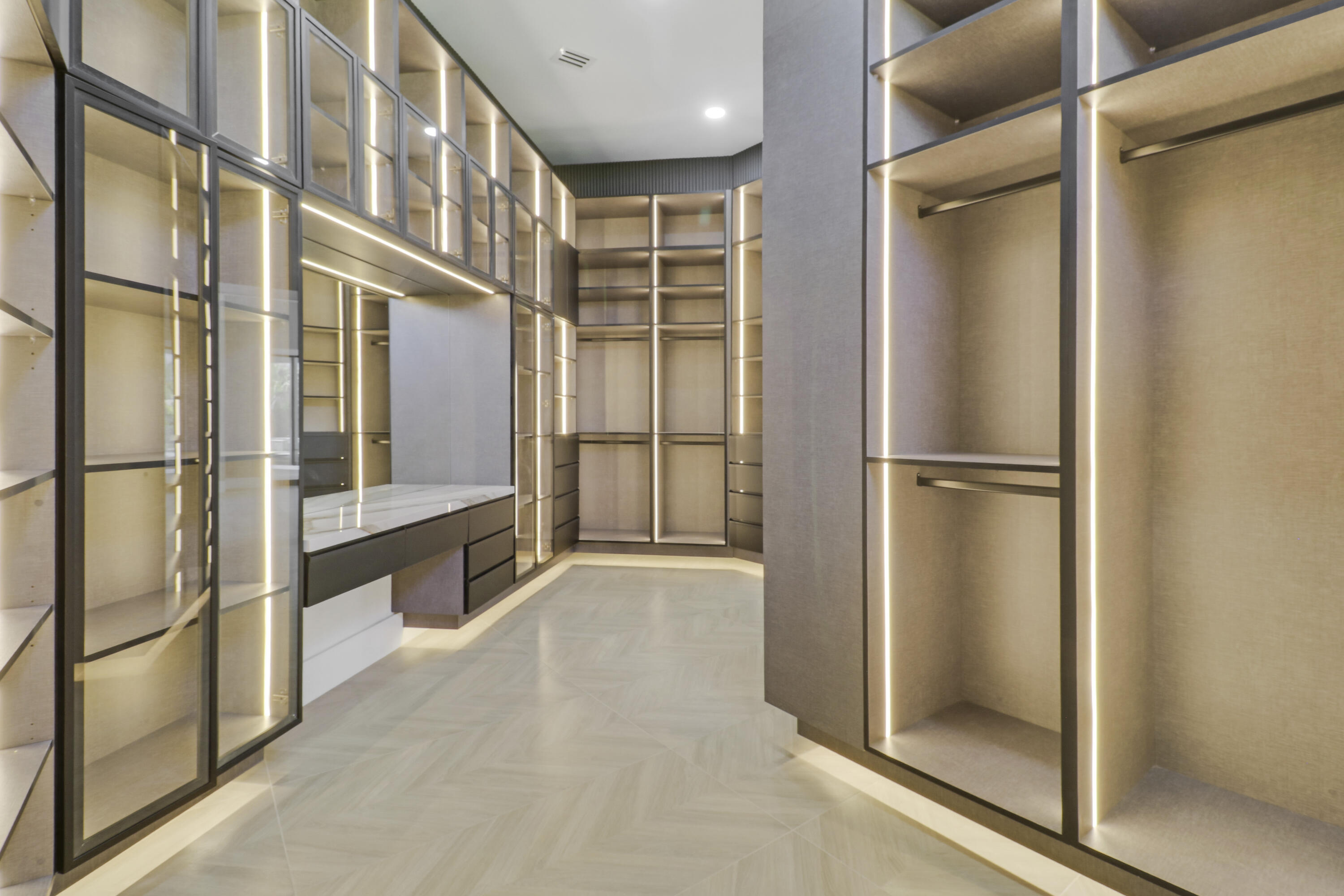 FIRST REPLAT OF RIVER POINT PUD - Residential