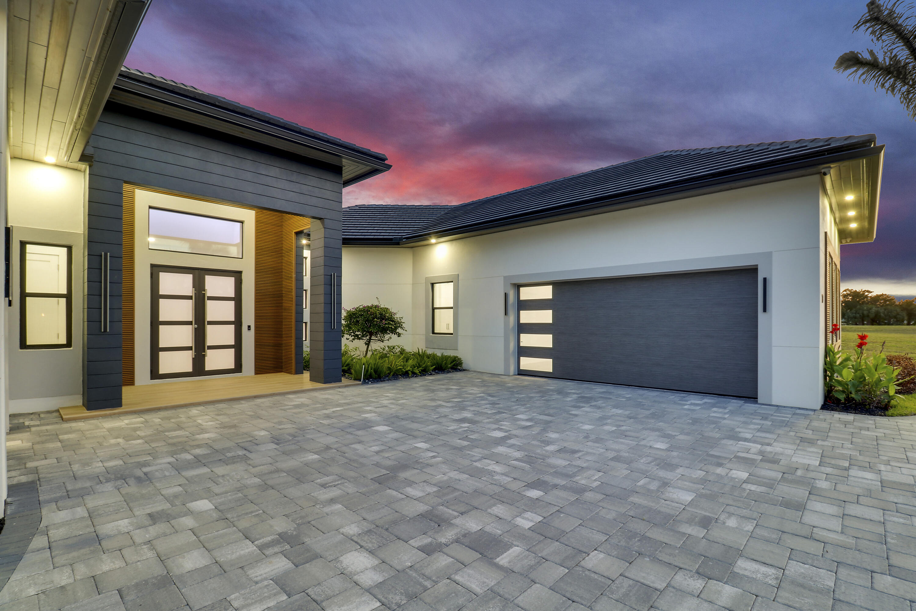 FIRST REPLAT OF RIVER POINT PUD - Residential