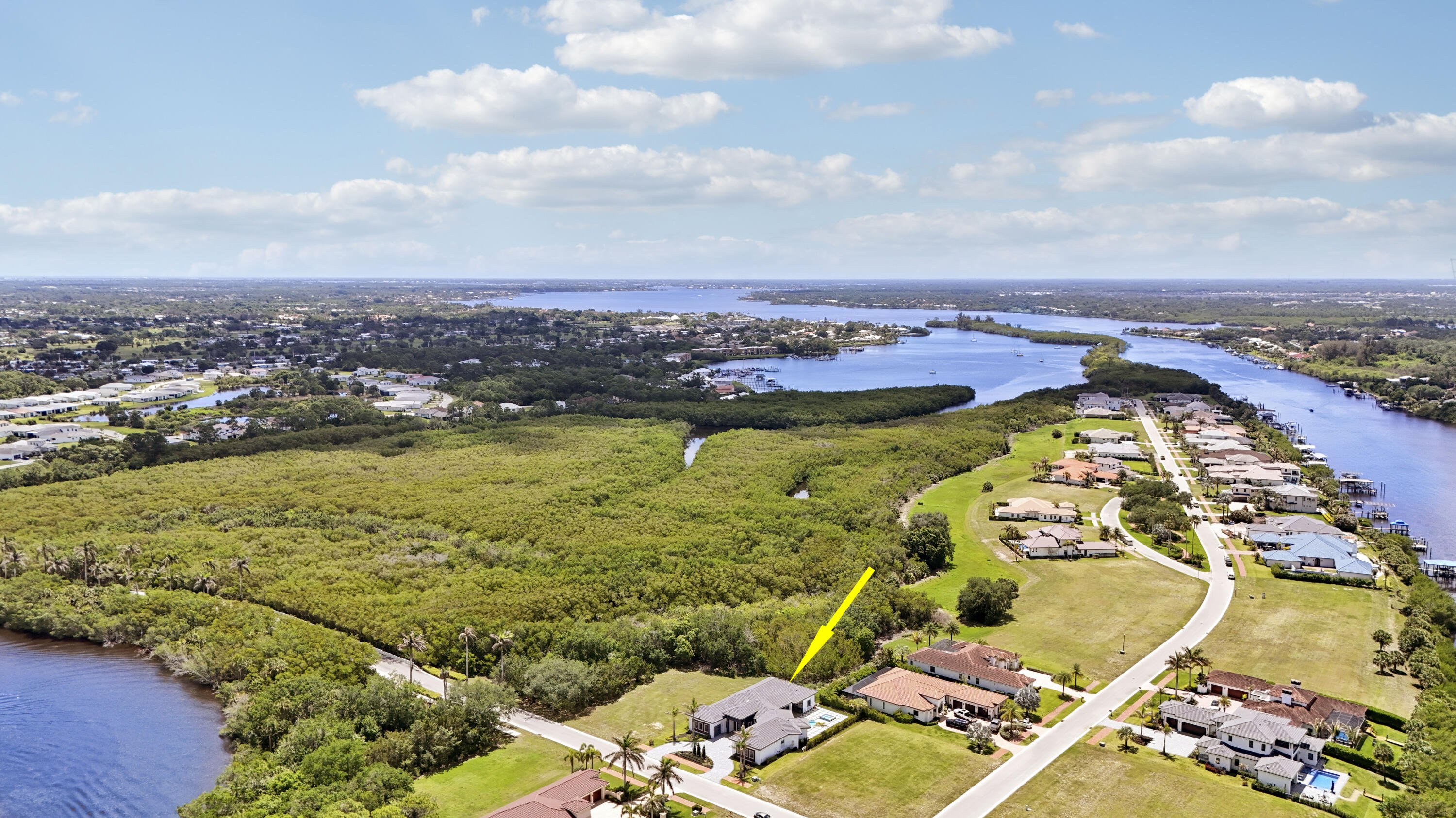 FIRST REPLAT OF RIVER POINT PUD - Residential