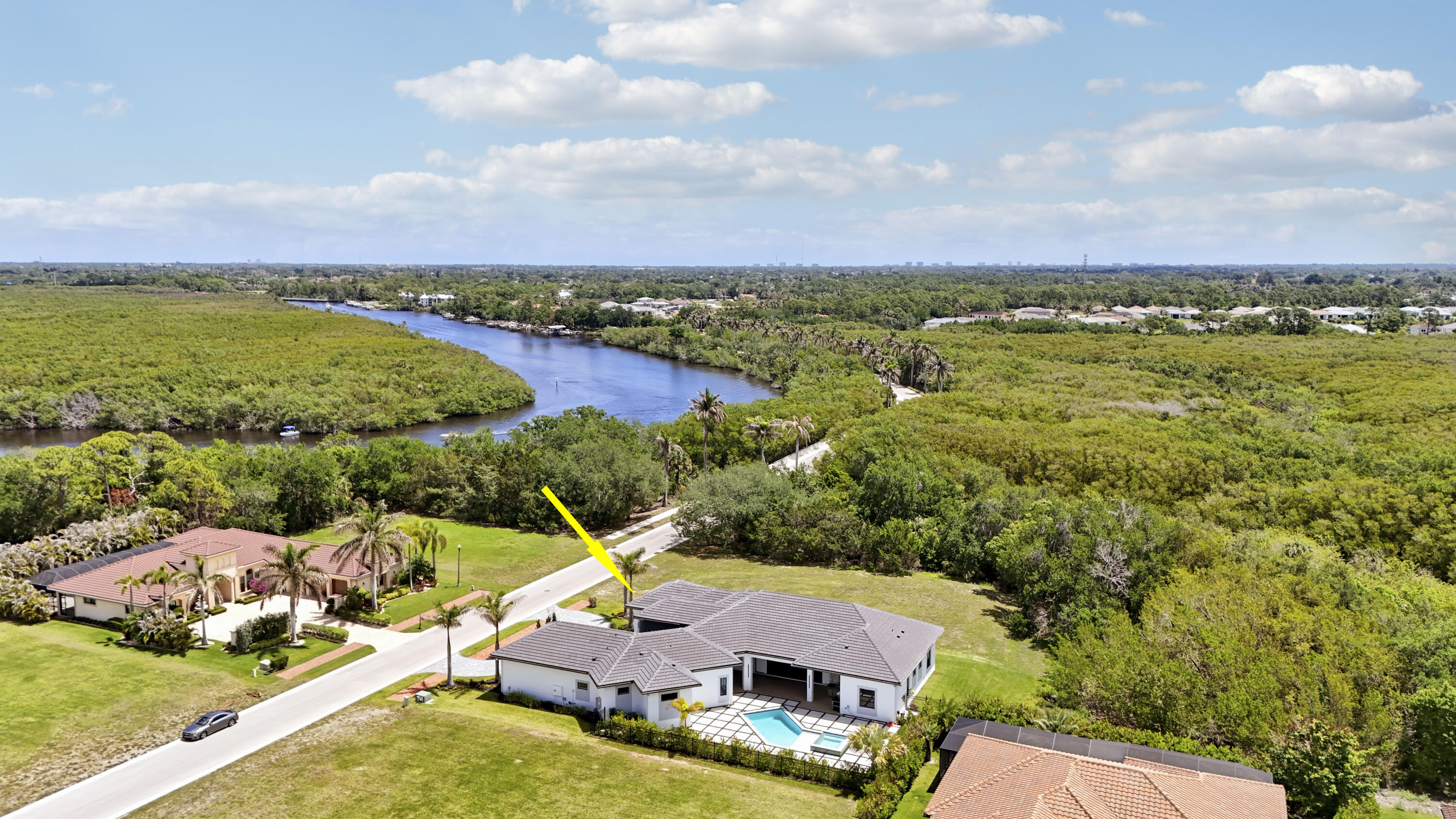 FIRST REPLAT OF RIVER POINT PUD - Residential
