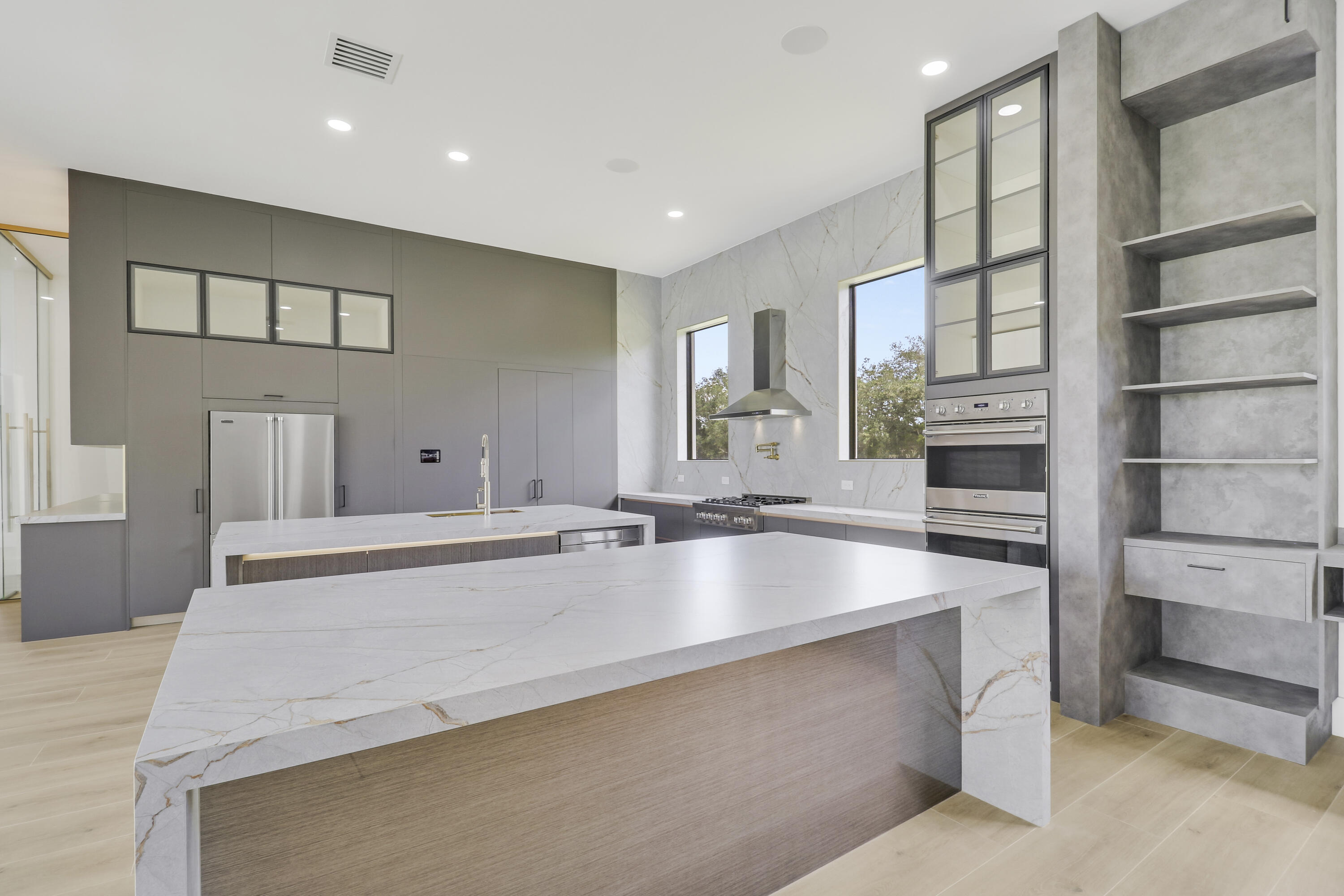 FIRST REPLAT OF RIVER POINT PUD - Residential