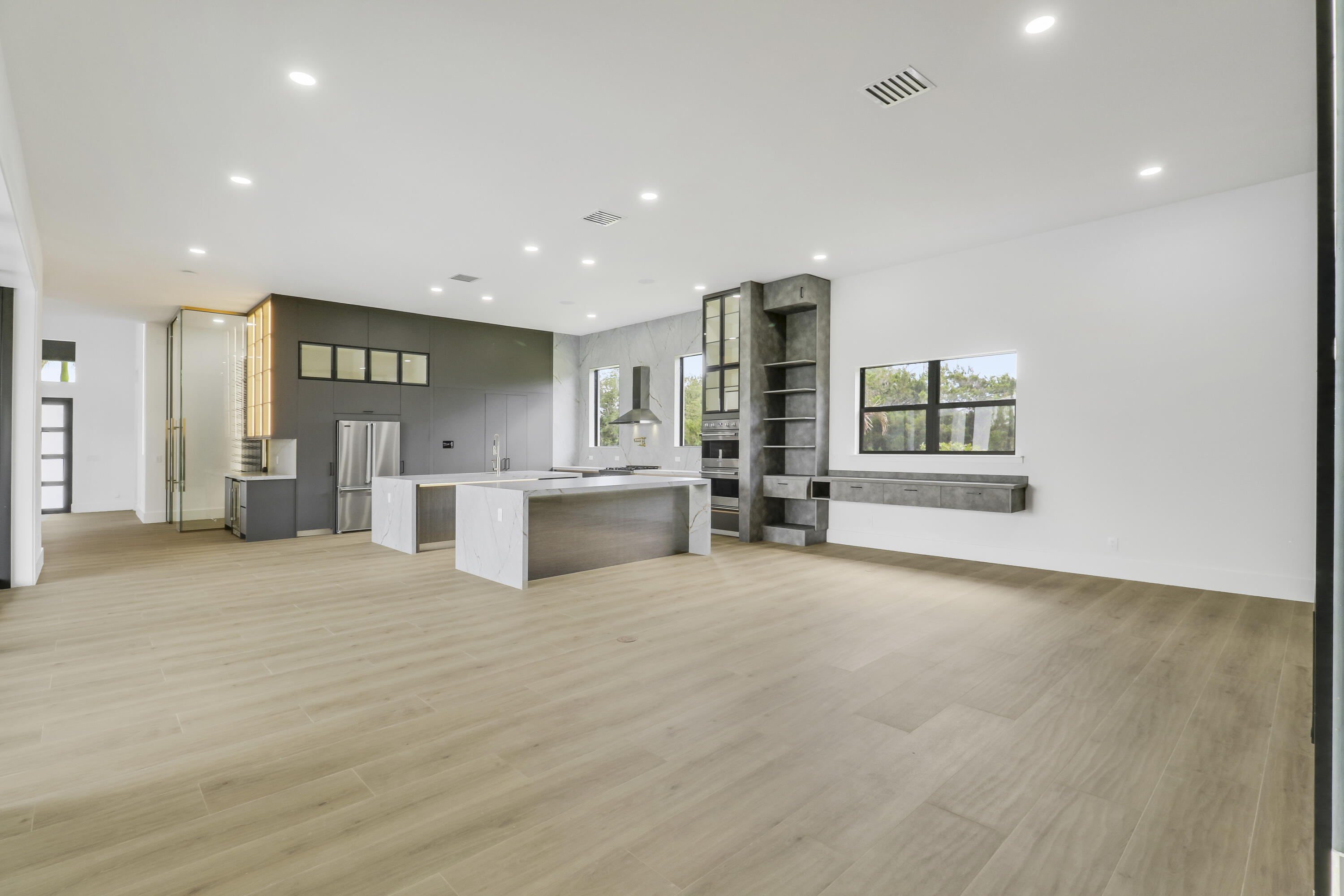 FIRST REPLAT OF RIVER POINT PUD - Residential