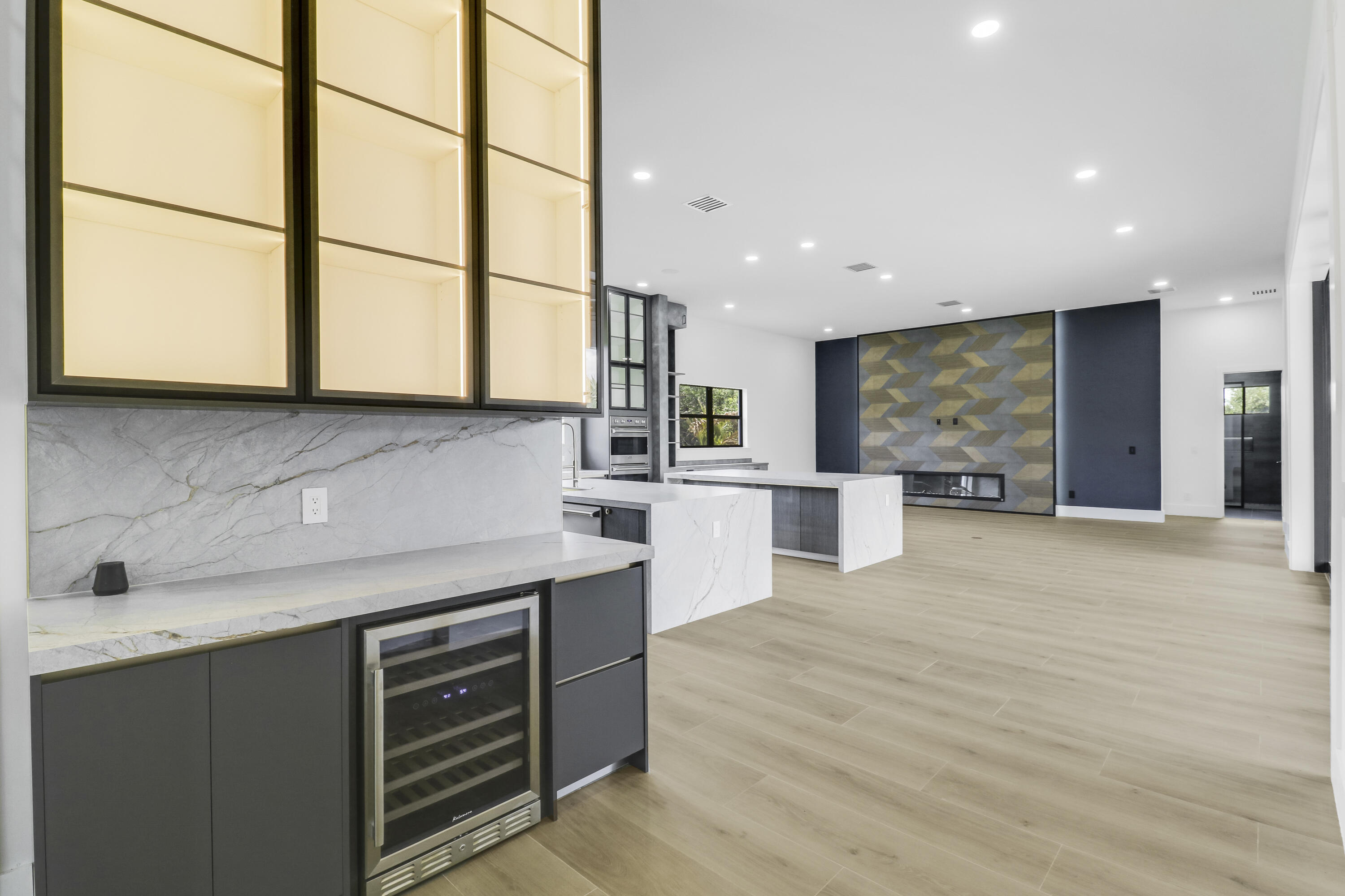 FIRST REPLAT OF RIVER POINT PUD - Residential
