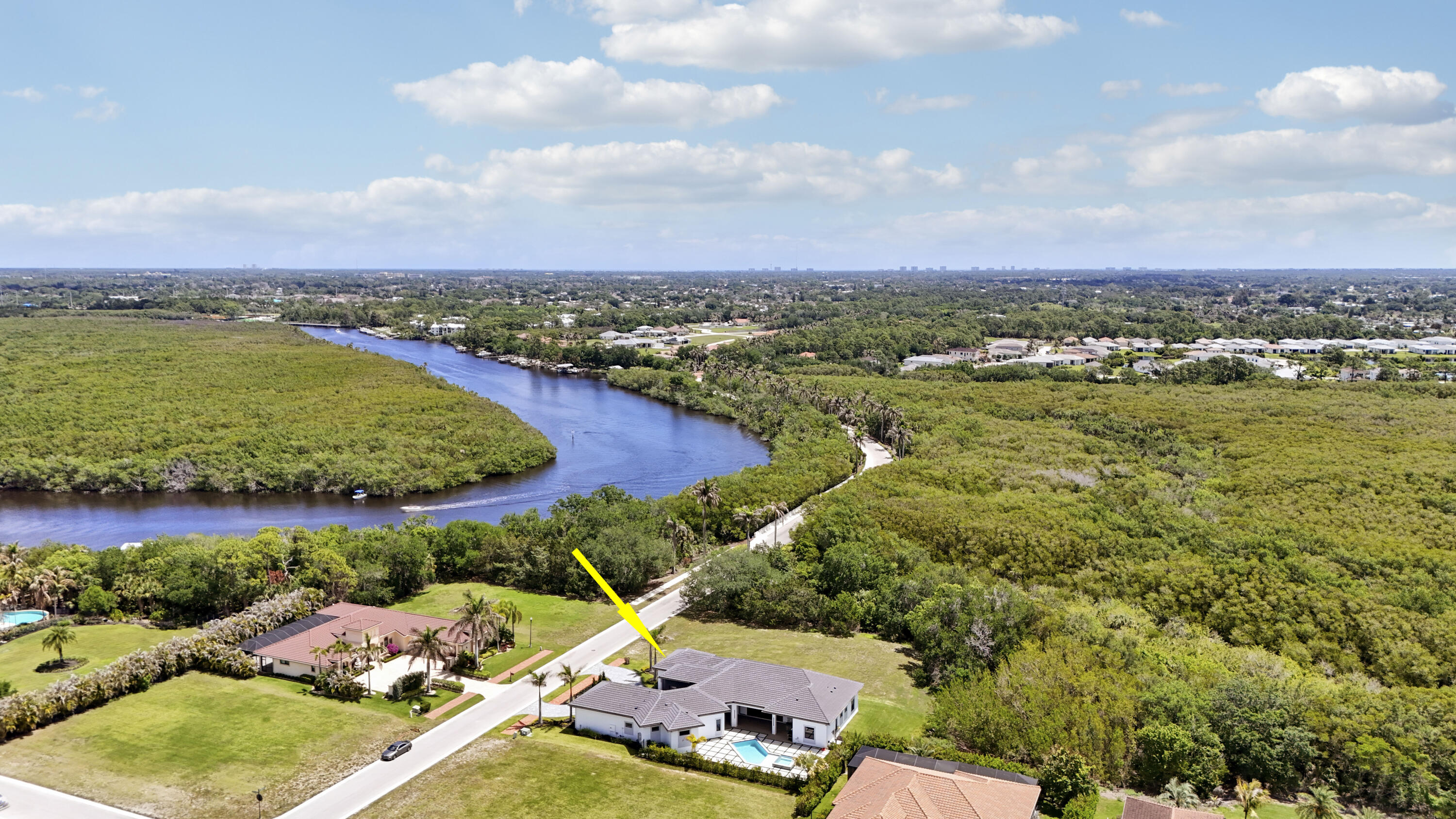 FIRST REPLAT OF RIVER POINT PUD - Residential