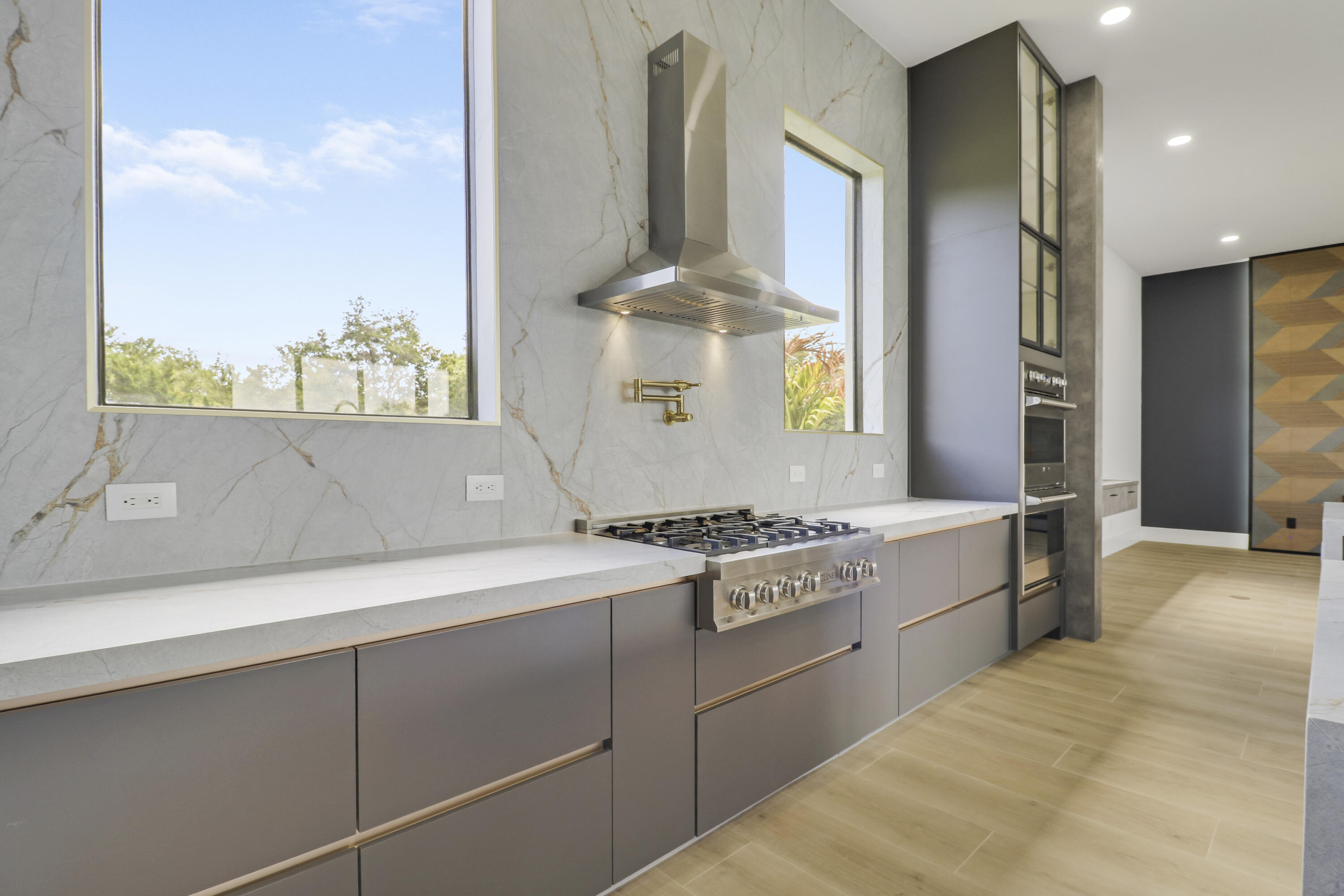 FIRST REPLAT OF RIVER POINT PUD - Residential