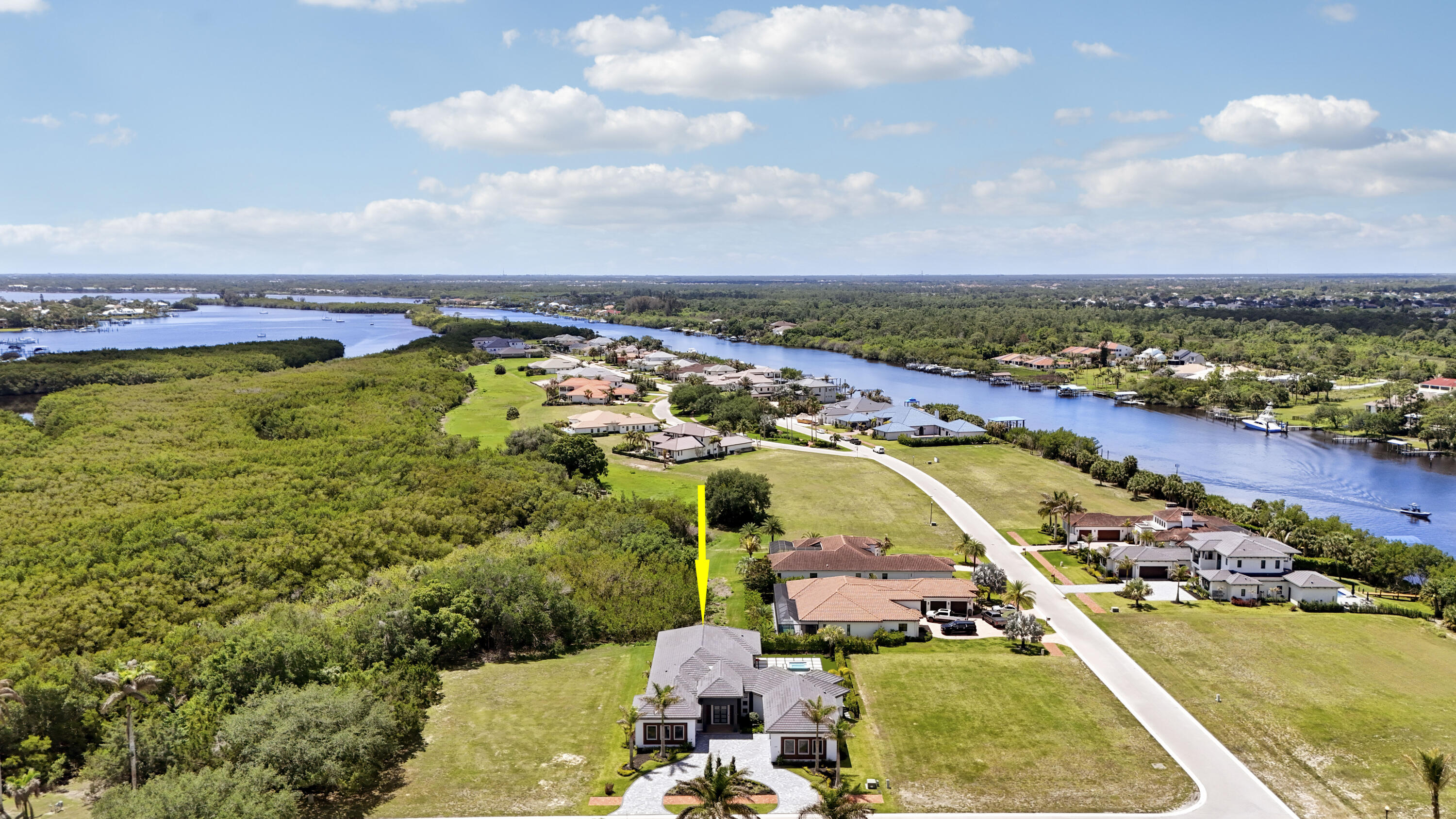 FIRST REPLAT OF RIVER POINT PUD - Residential
