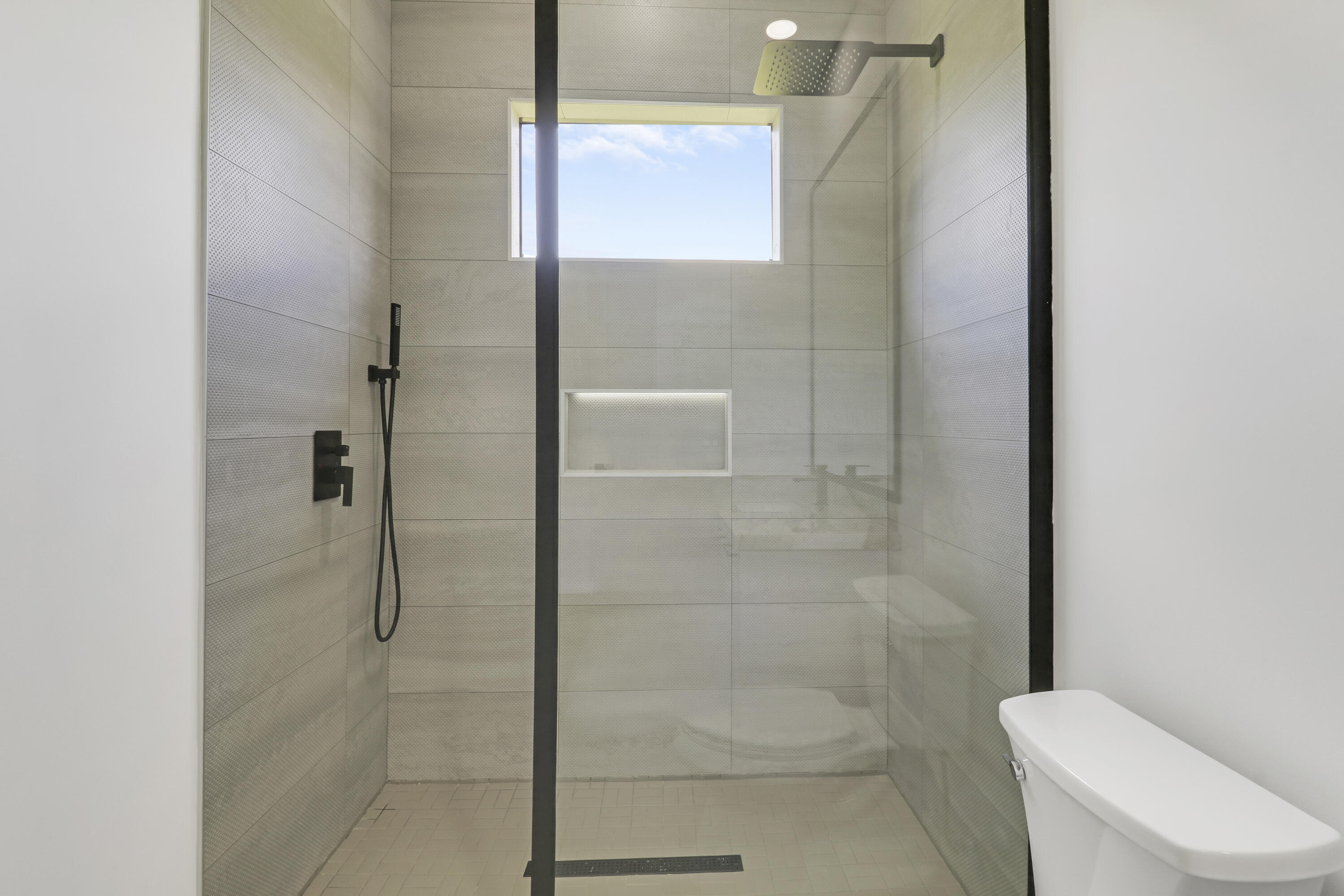 FIRST REPLAT OF RIVER POINT PUD - Residential