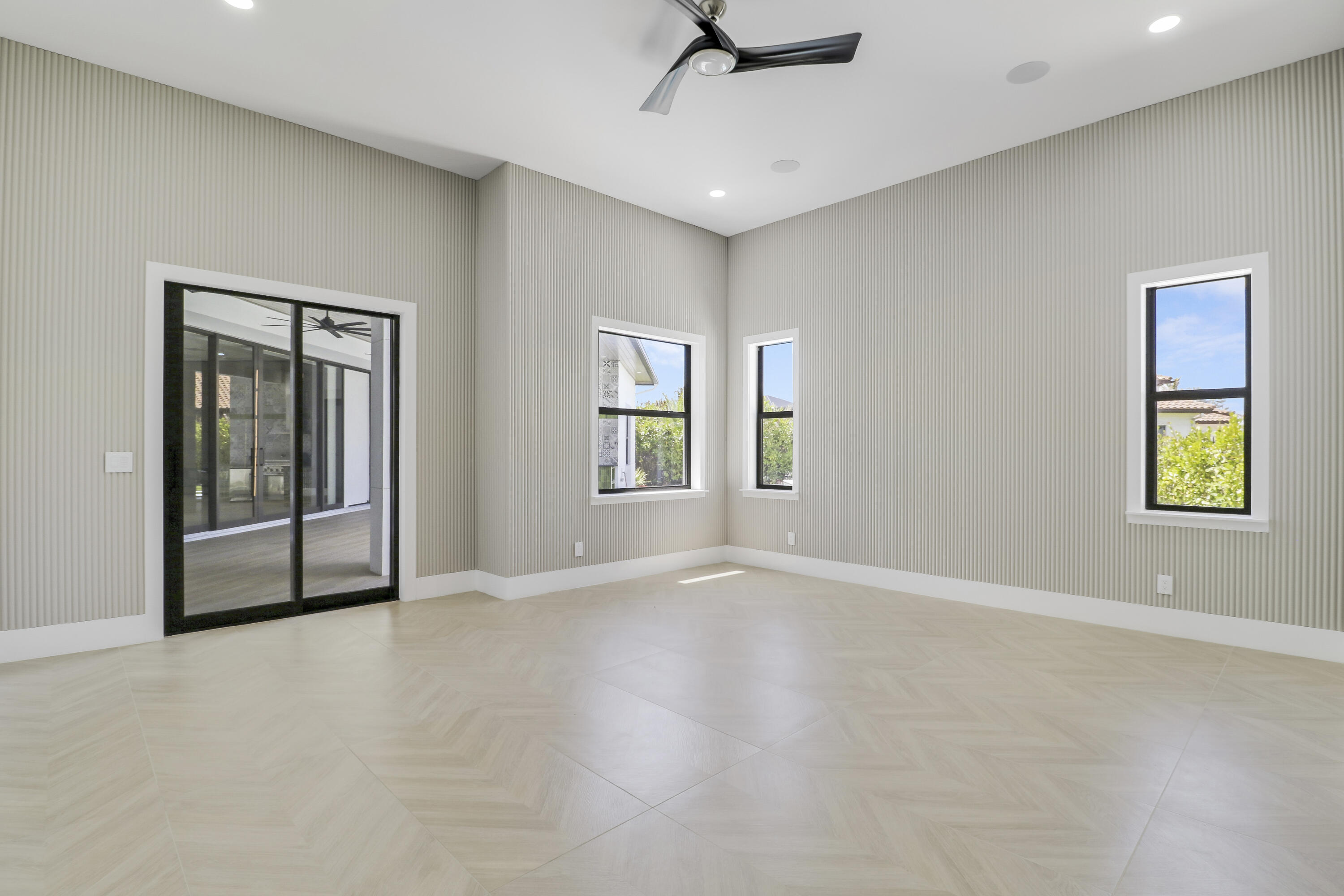 FIRST REPLAT OF RIVER POINT PUD - Residential
