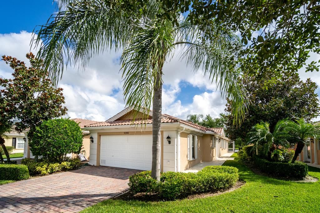 Photo of 12260 SW Elsinore Drive SW, Port Saint Lucie, FL 34987 (MLS # R10728177)