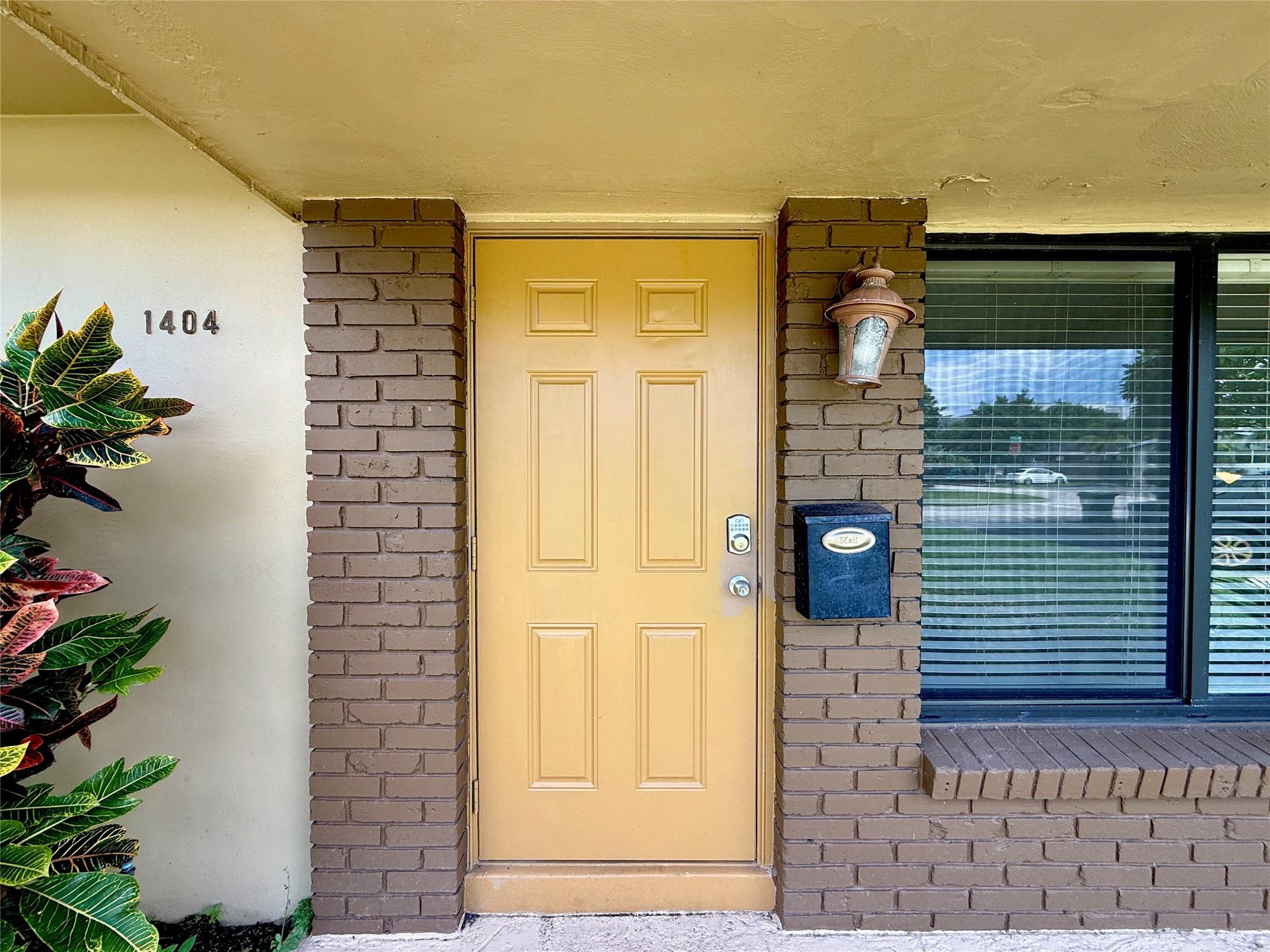 Edgewater Estates 1st Add - Residential Lease