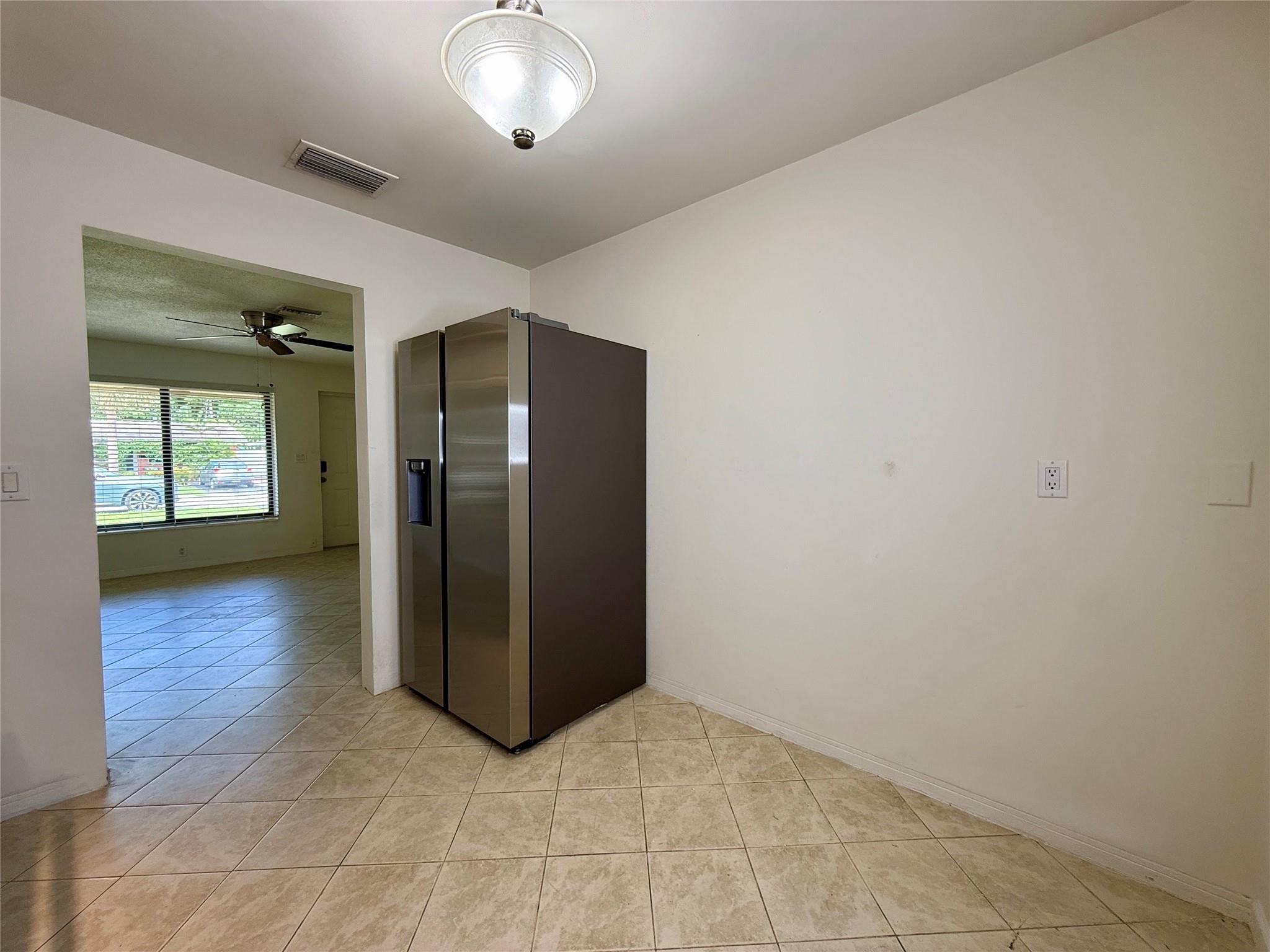 Edgewater Estates 1st Add - Residential Lease