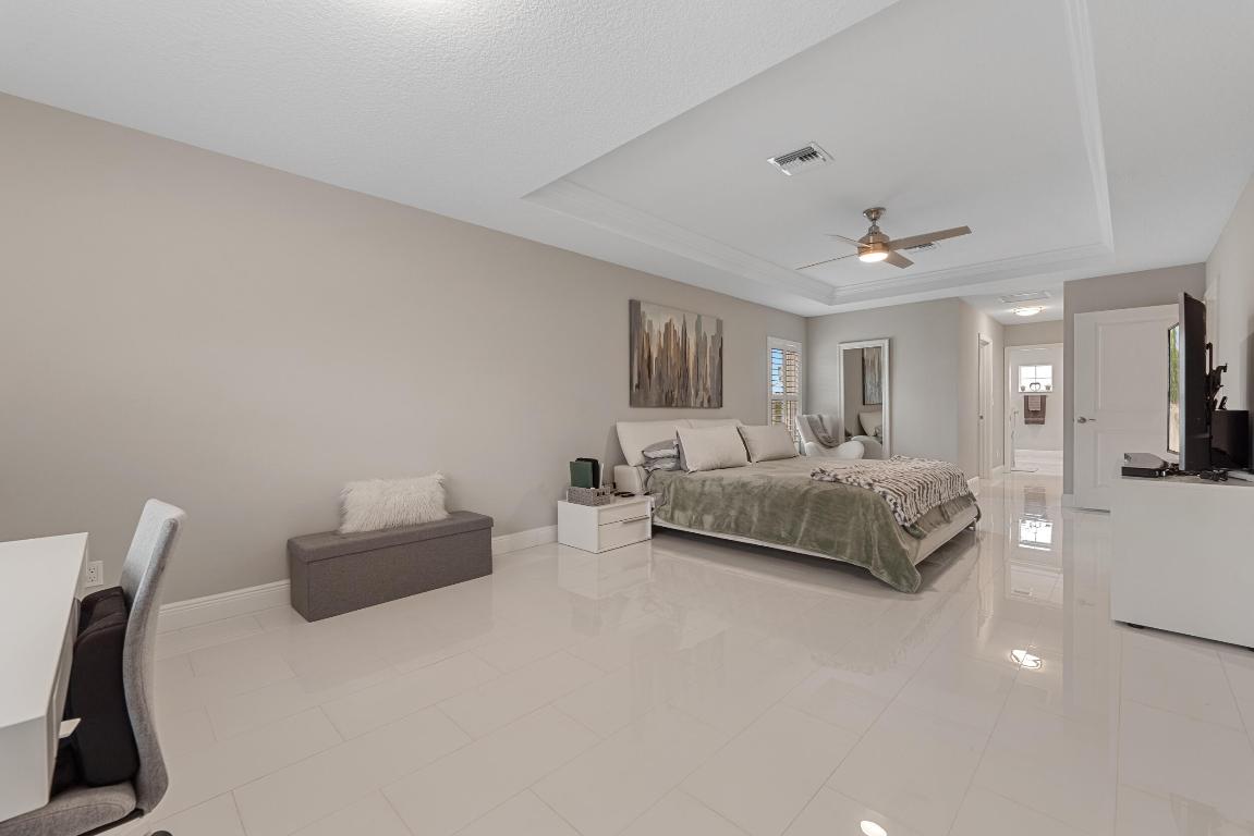 BRIDLEWOOD RANCHES - Residential