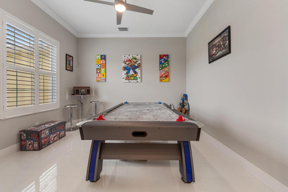 BRIDLEWOOD RANCHES - Residential