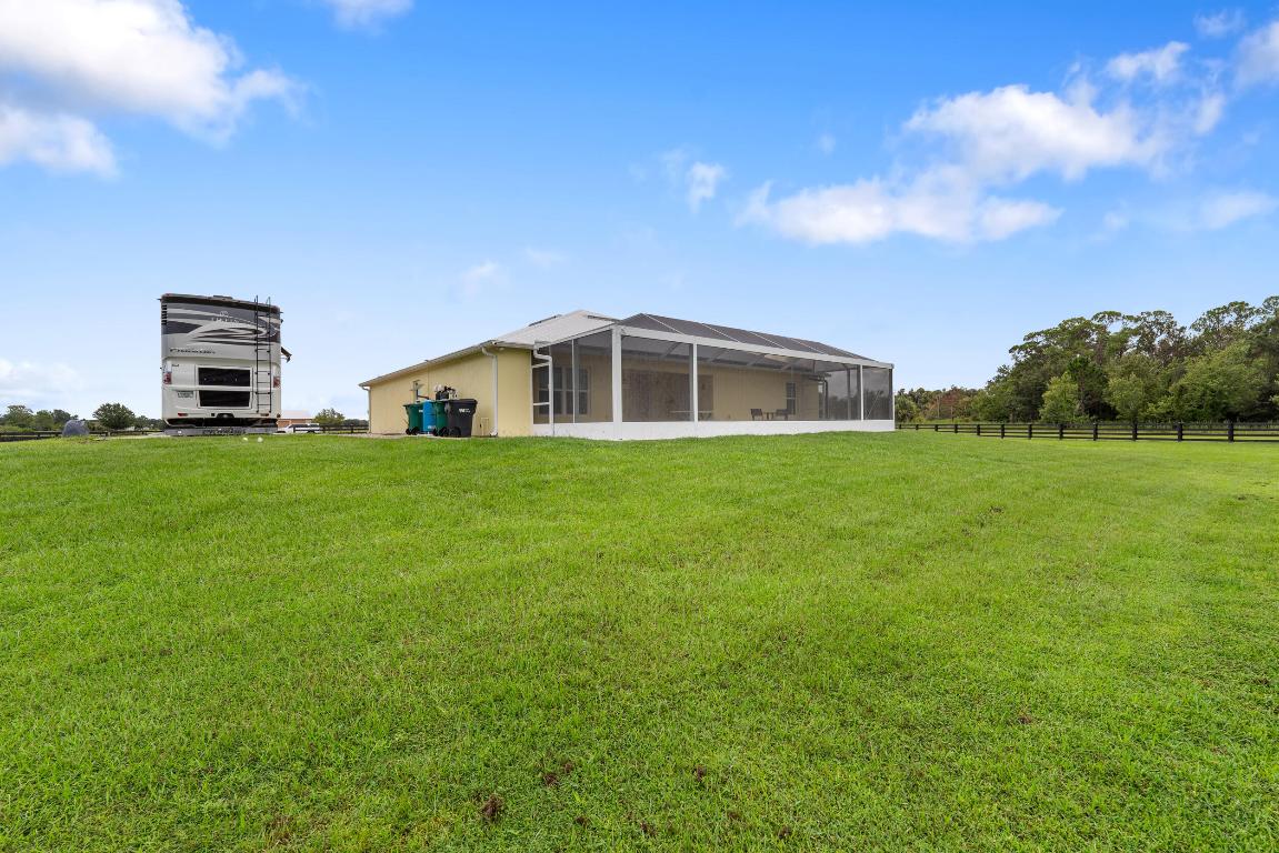 BRIDLEWOOD RANCHES - Residential