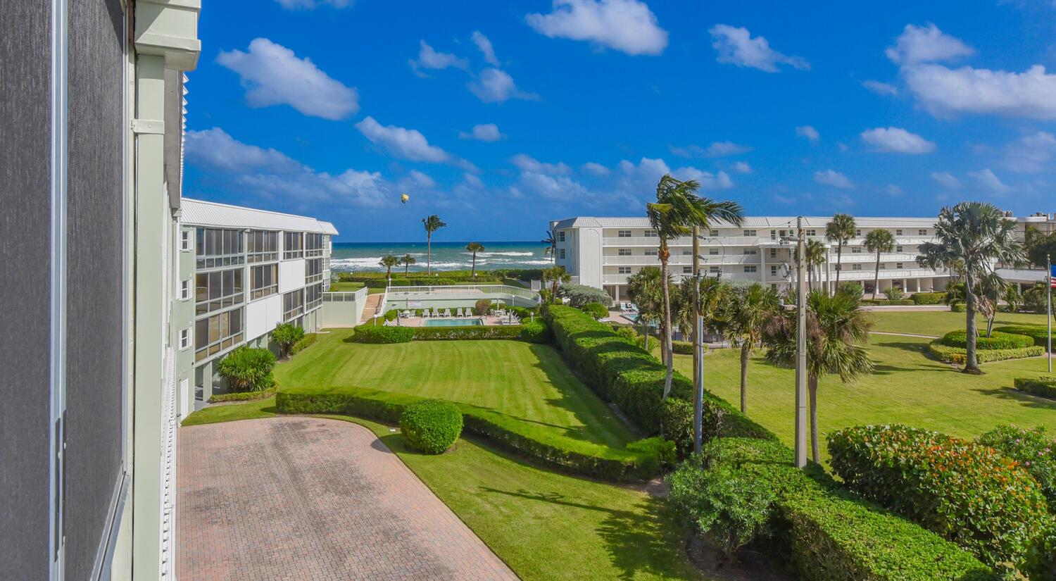 BARCLAY CONDO - Residential Lease