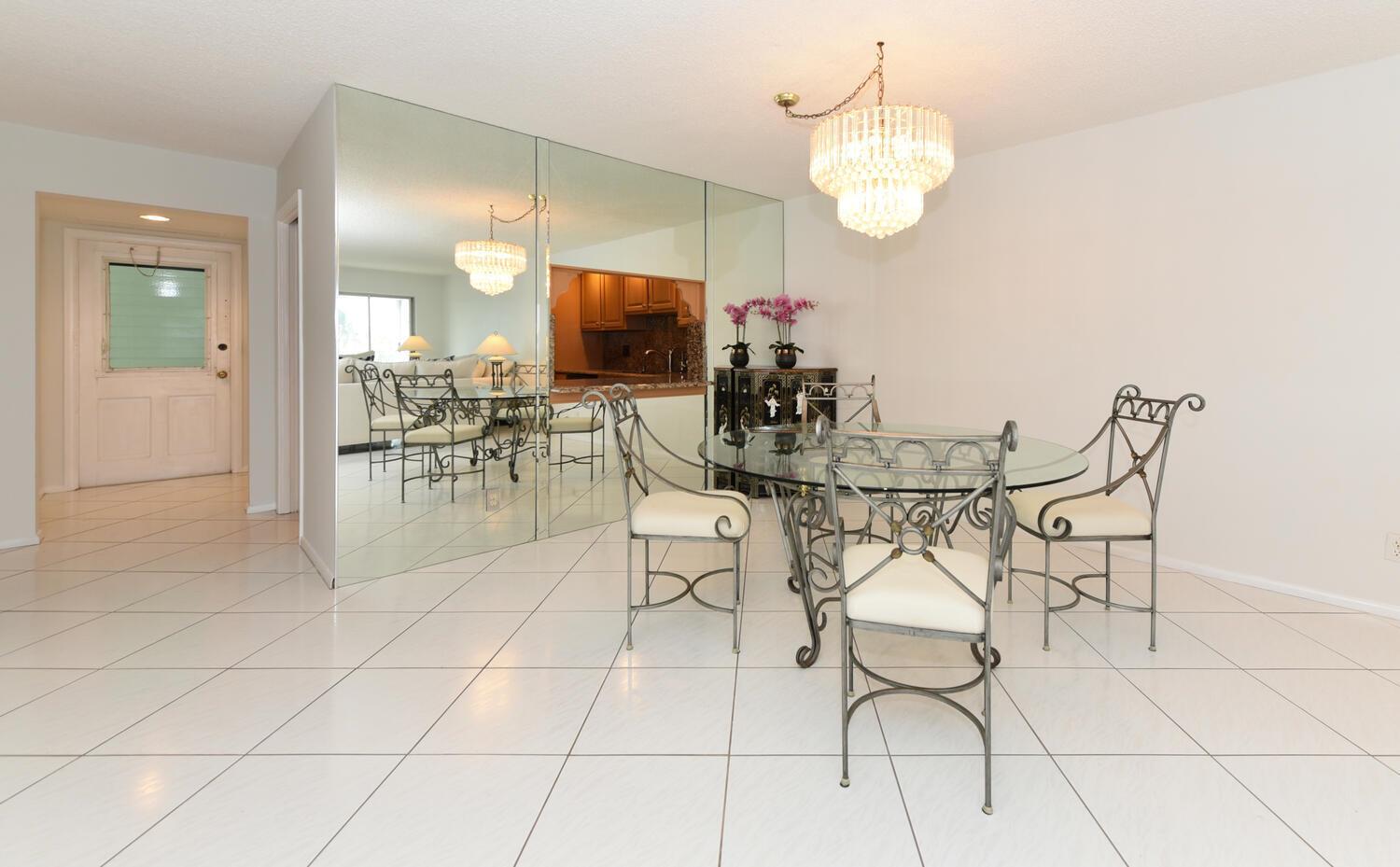 BARCLAY CONDO - Residential Lease