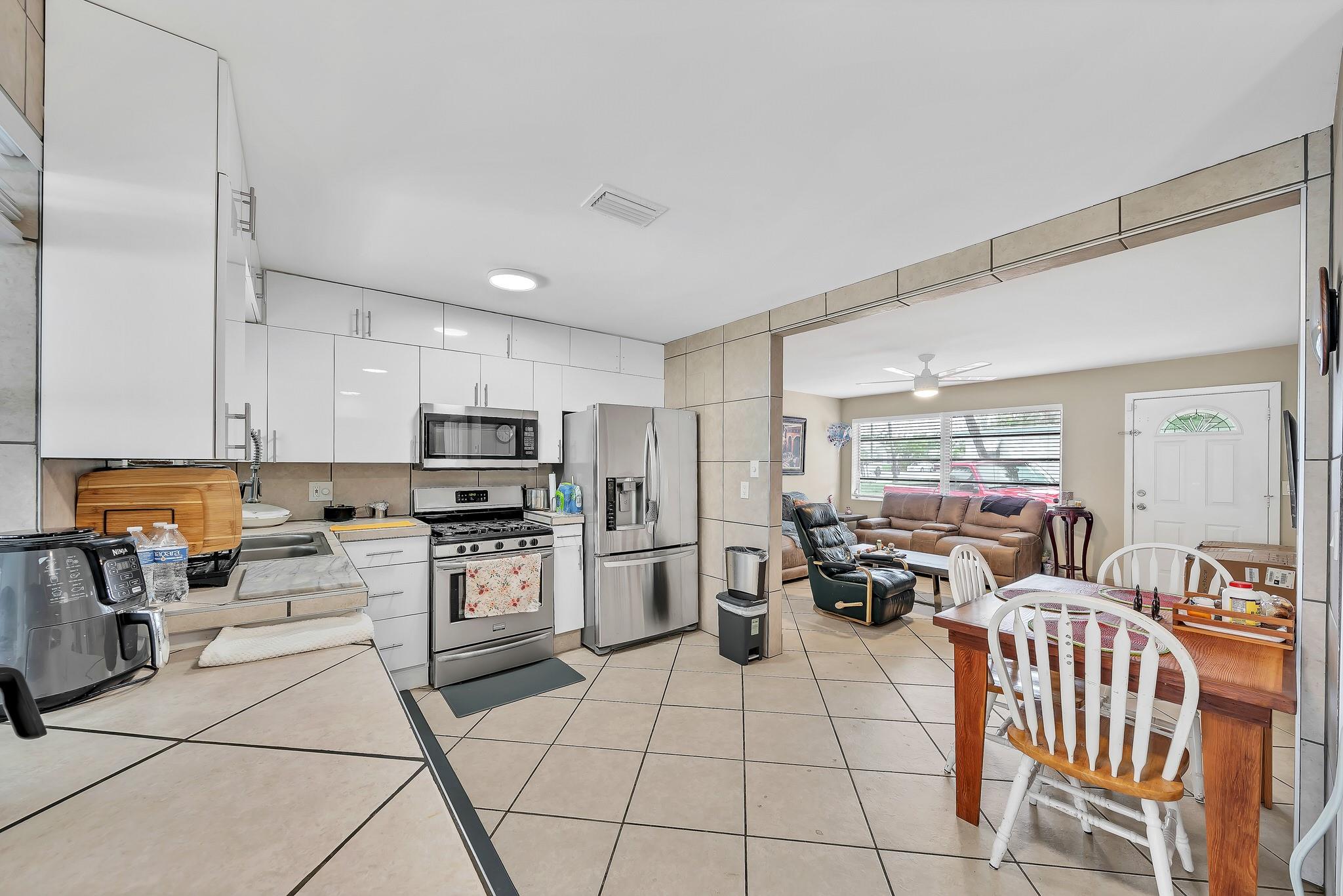 Lake Worth Town - Residential Lease