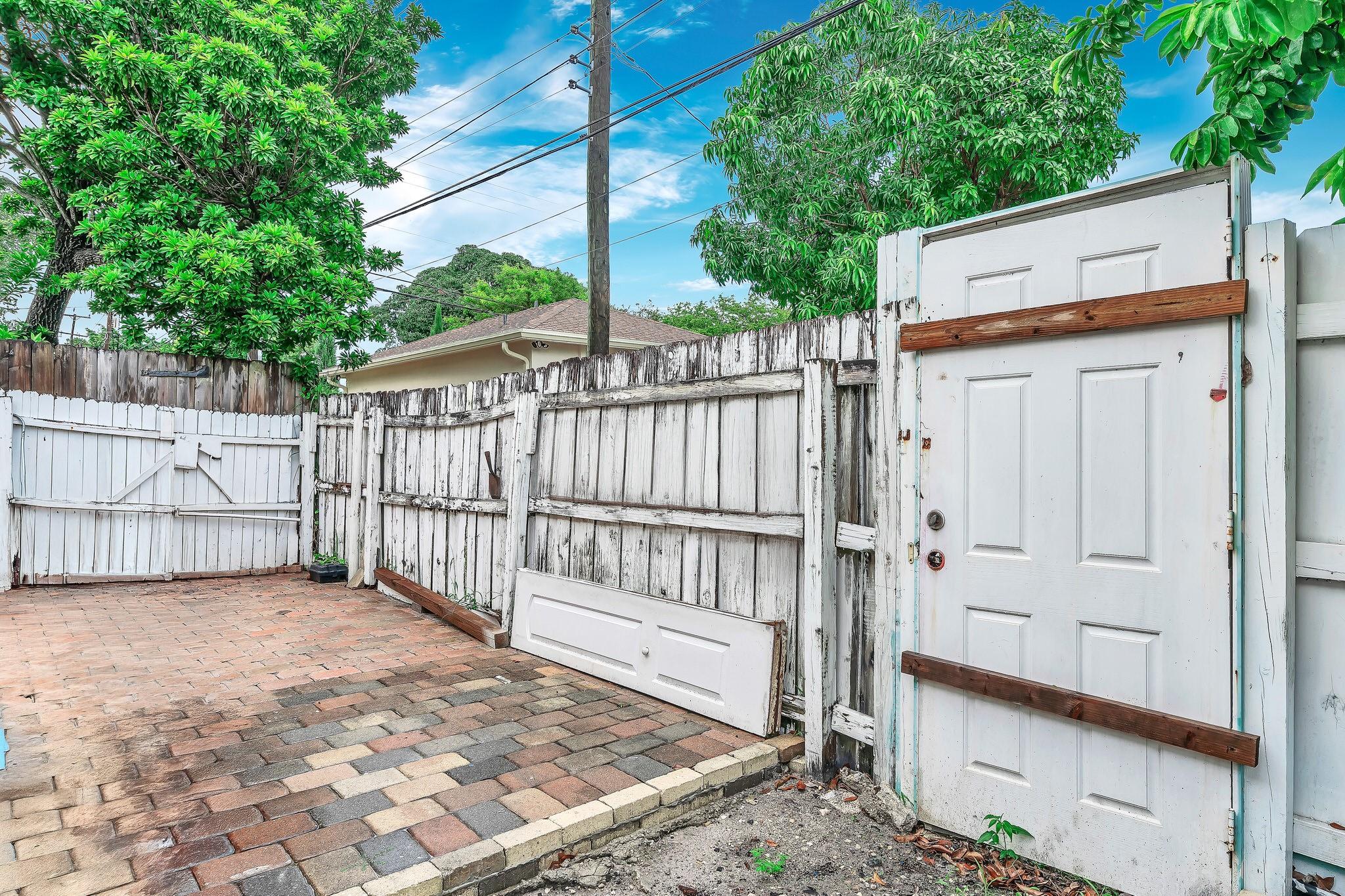 Lake Worth Town - Residential Lease